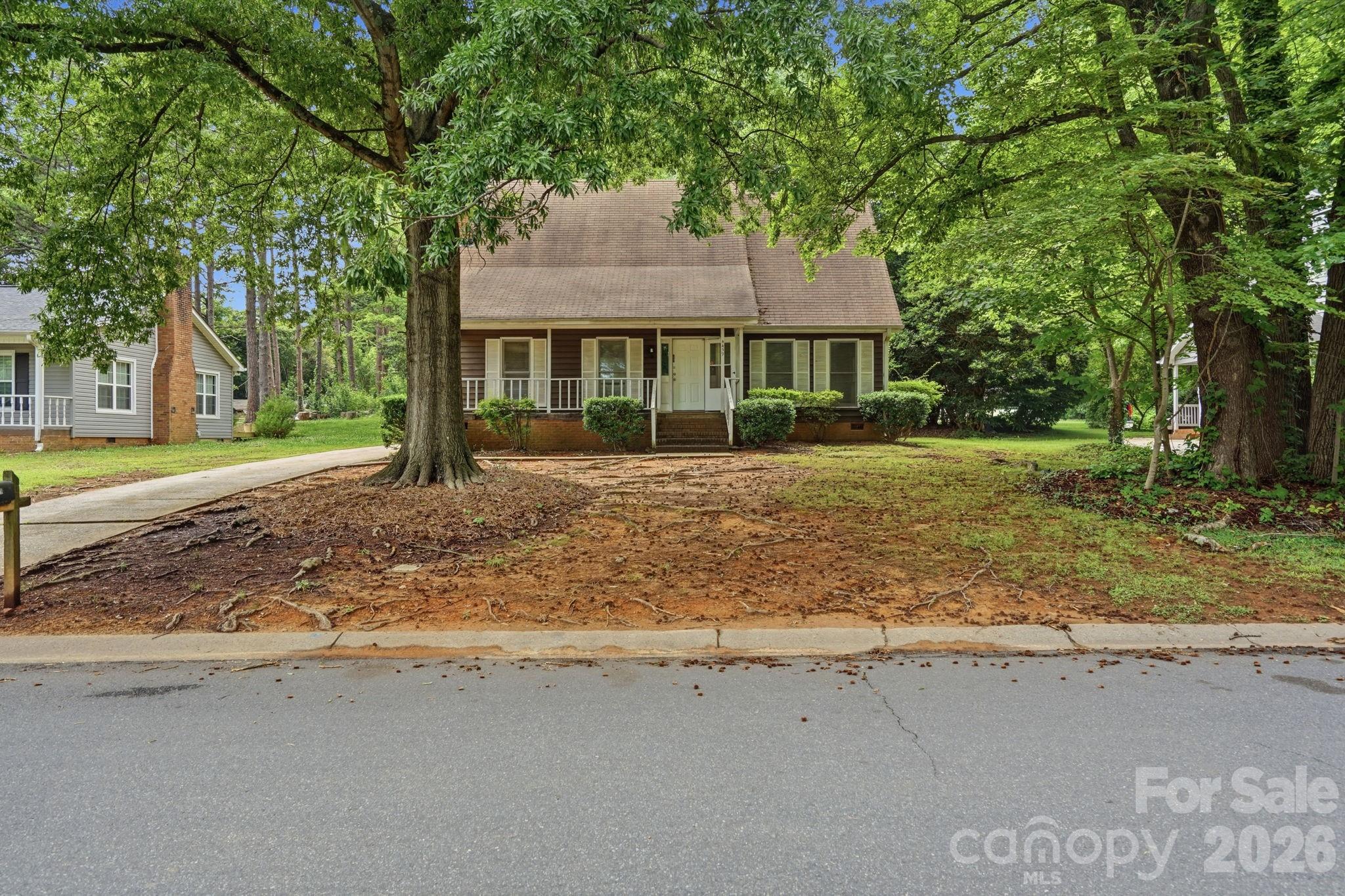 4459 Fair Springs Road — photo