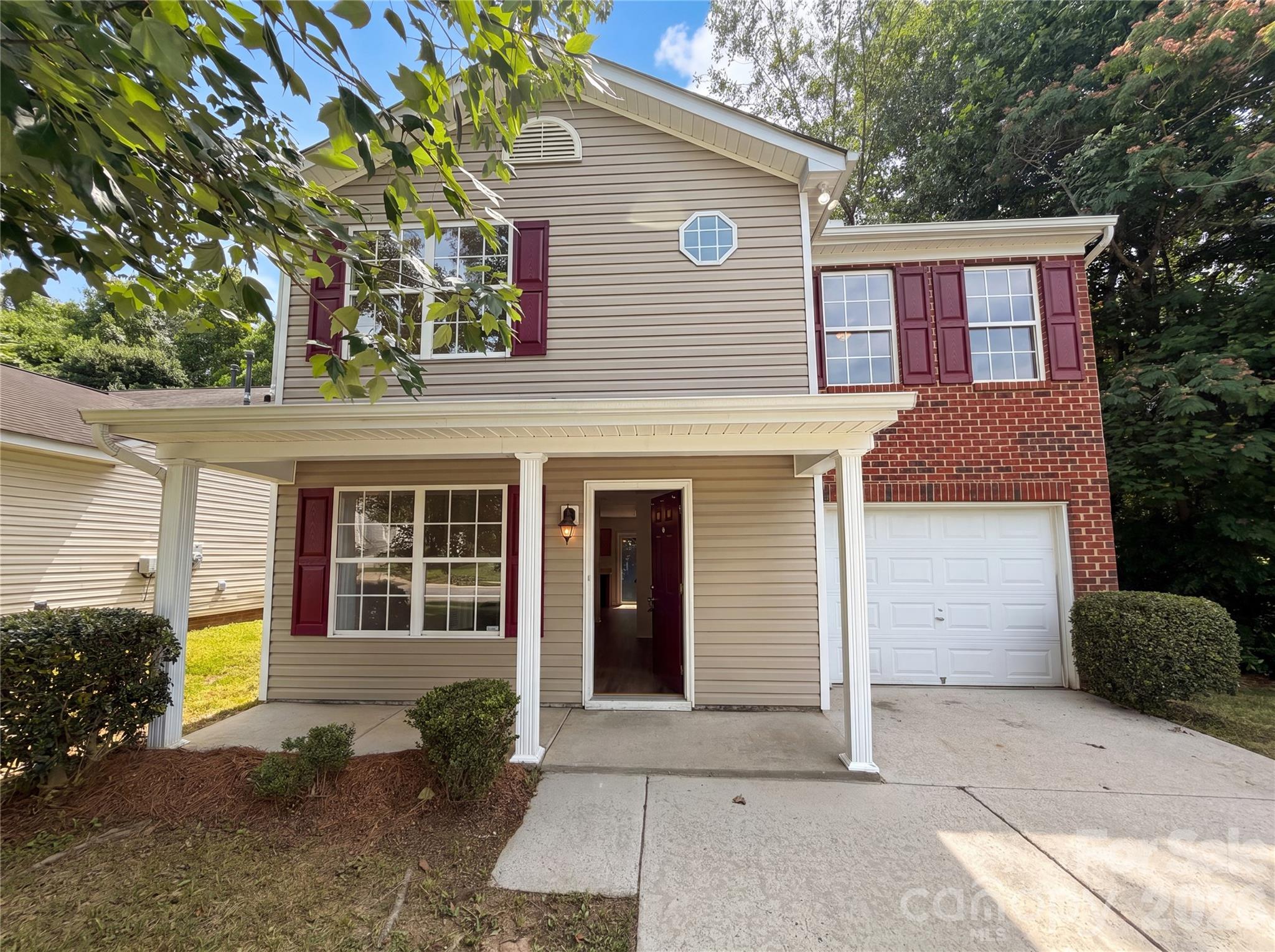 1131 Jordans Pond Lane — photo