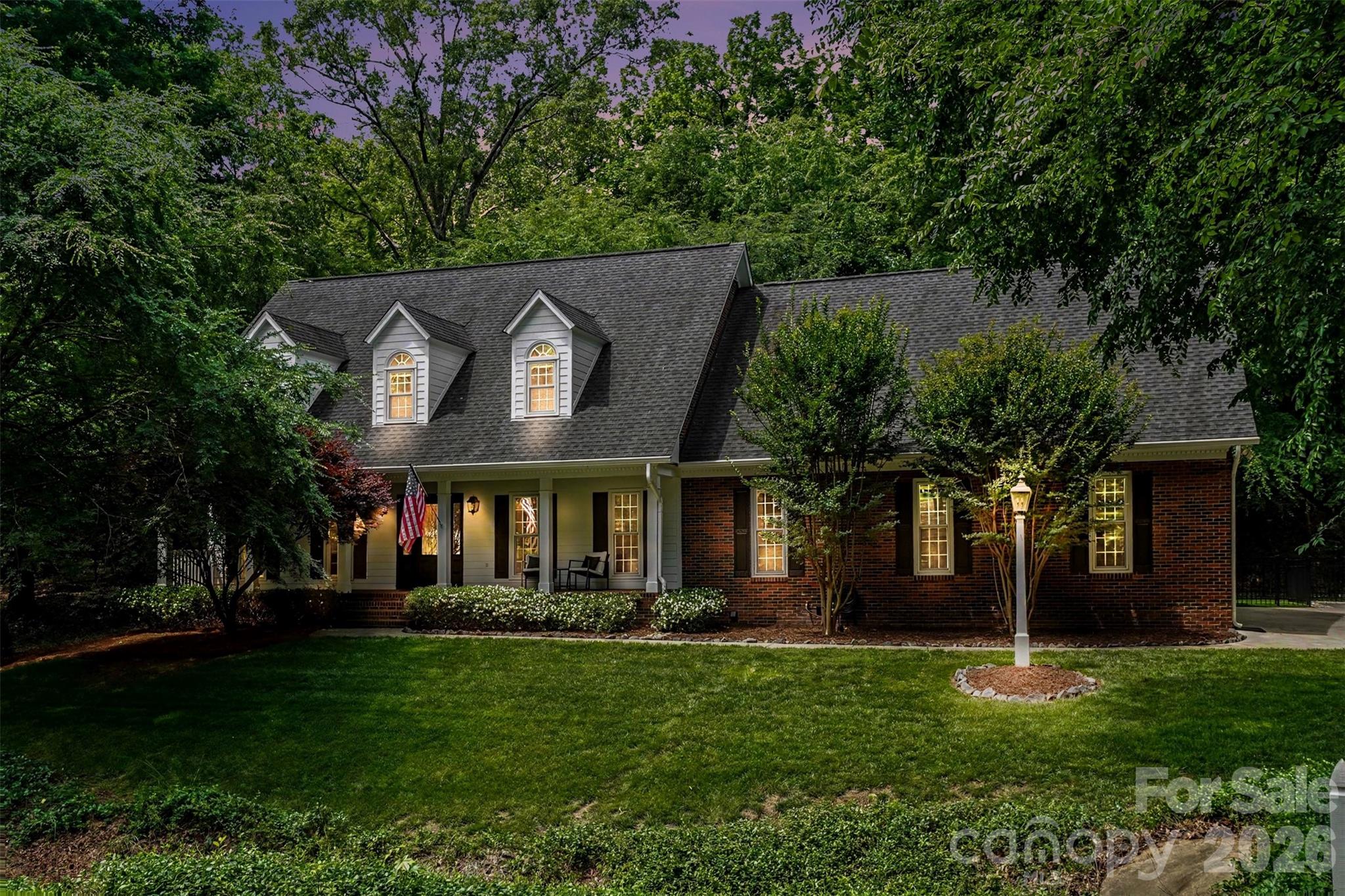 6128 Lake Providence Lane — photo
