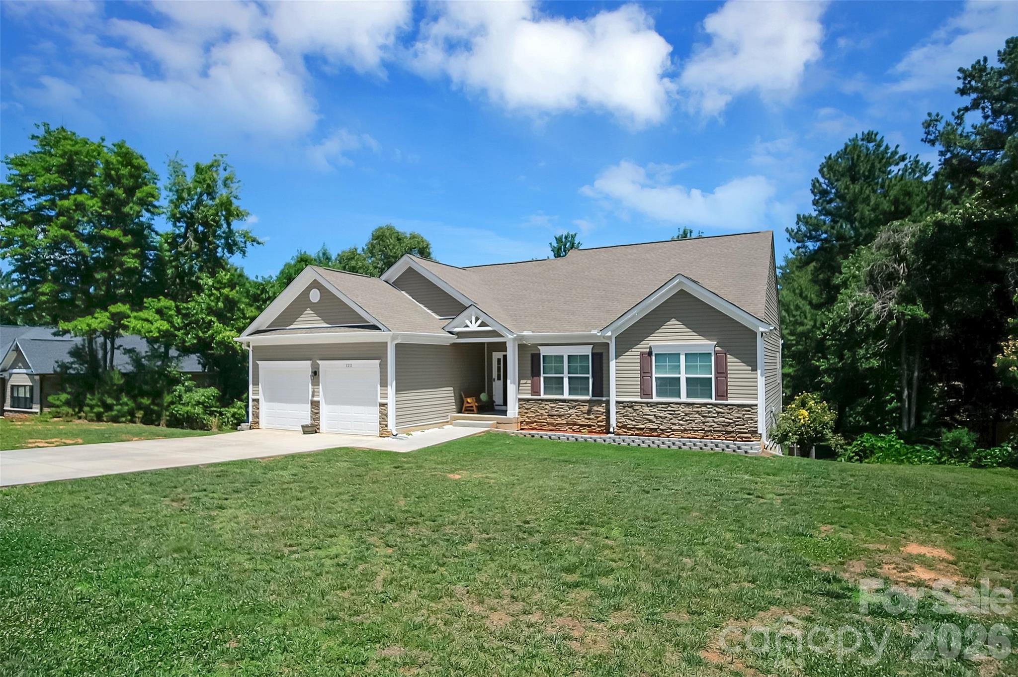 122 Windstone Drive — photo