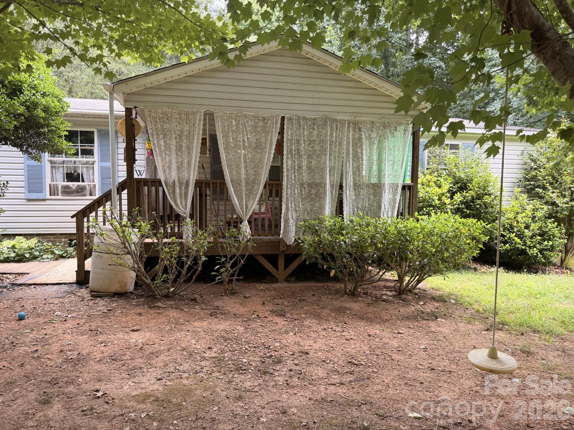 115 Stampede Drive — photo