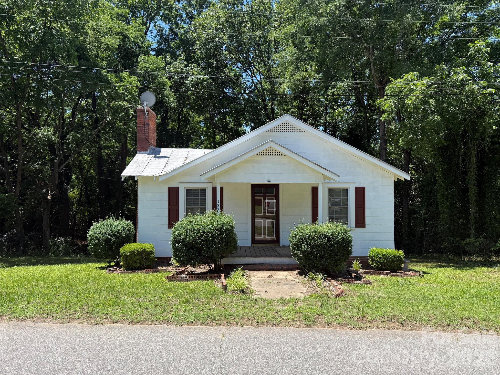 122 E Hargrave Street — photo