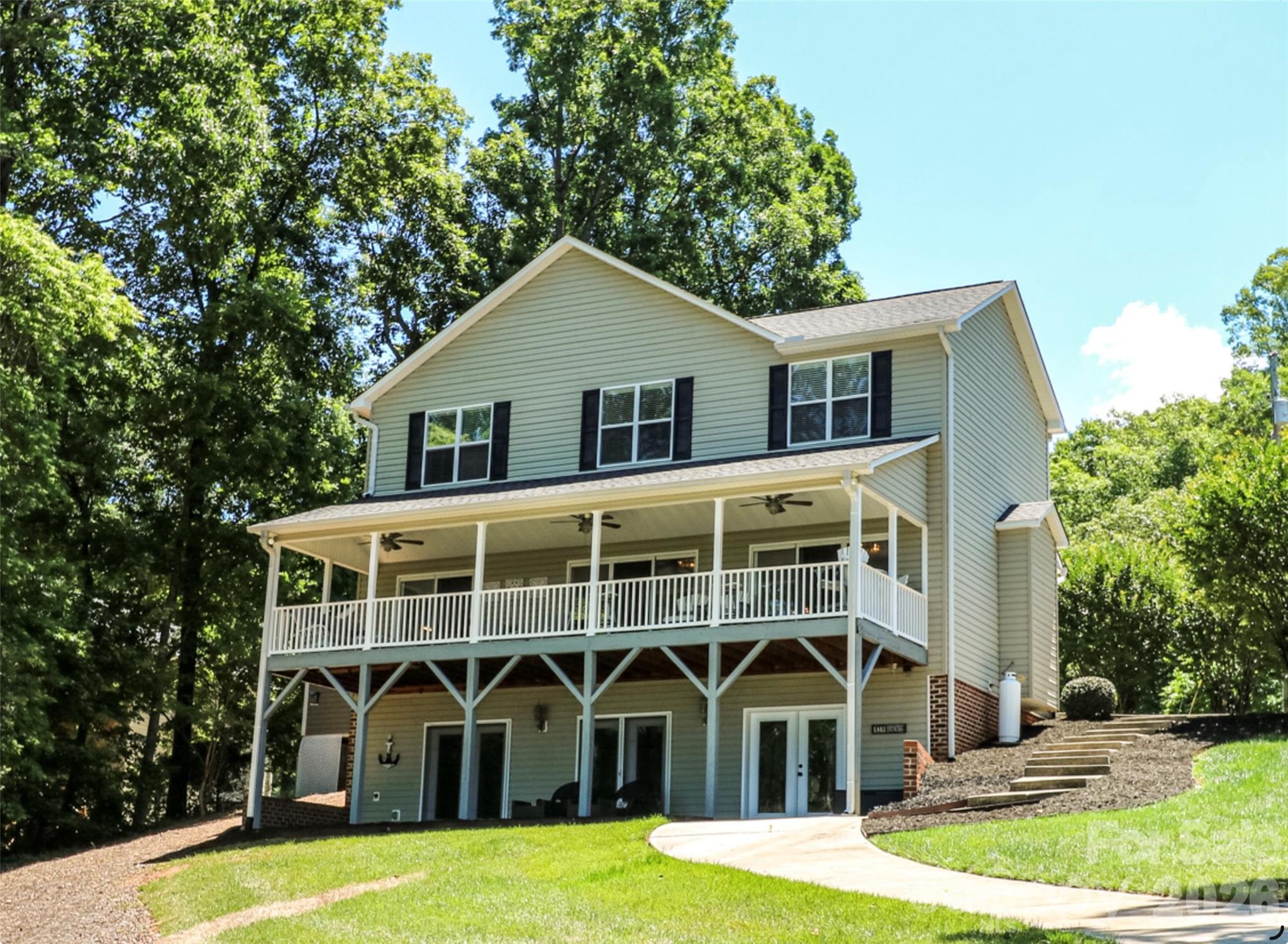 794 Riverwood Drive — photo