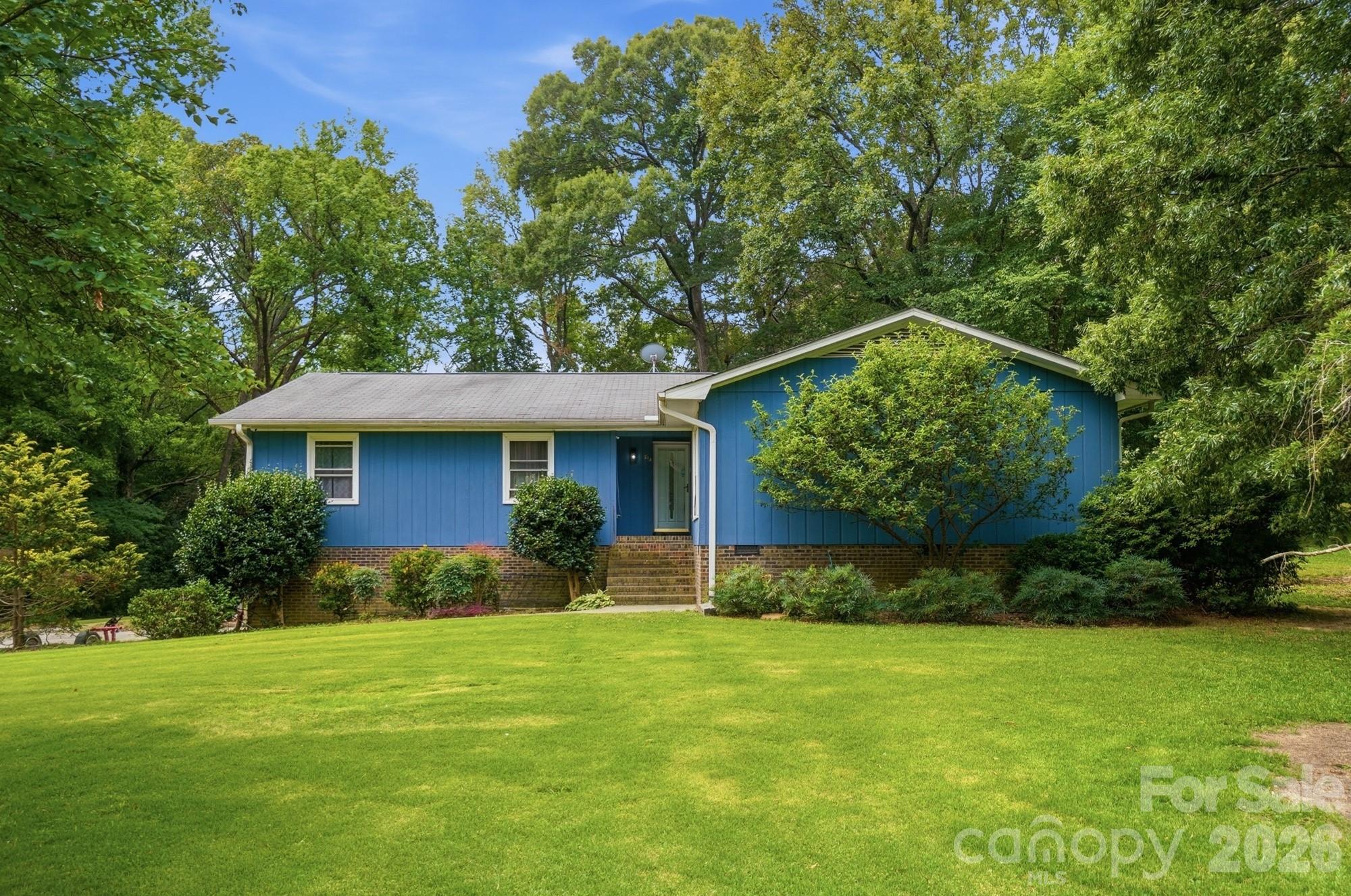 214 Griffin Lane — photo