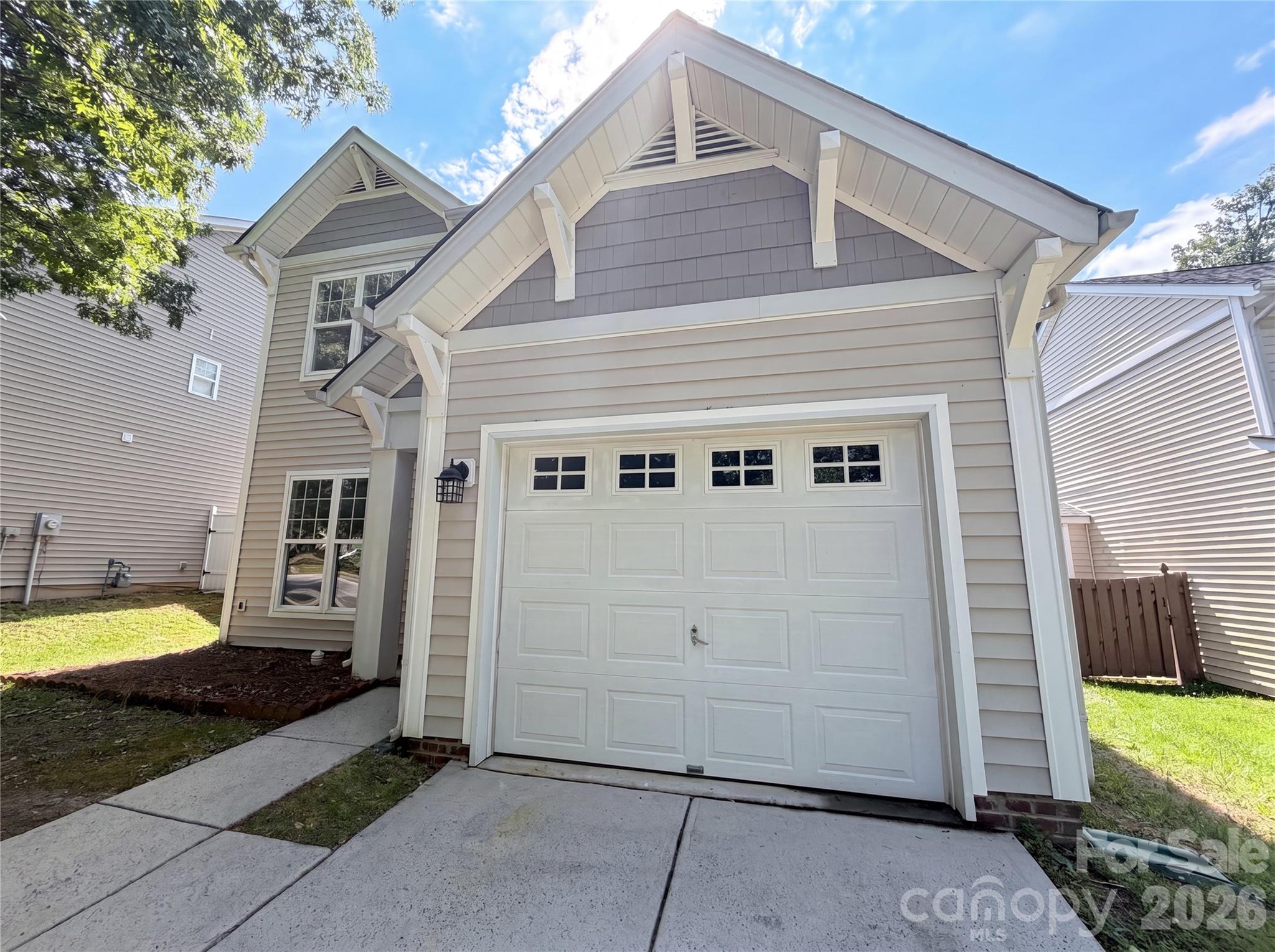 10648 Secret Garden Lane — photo