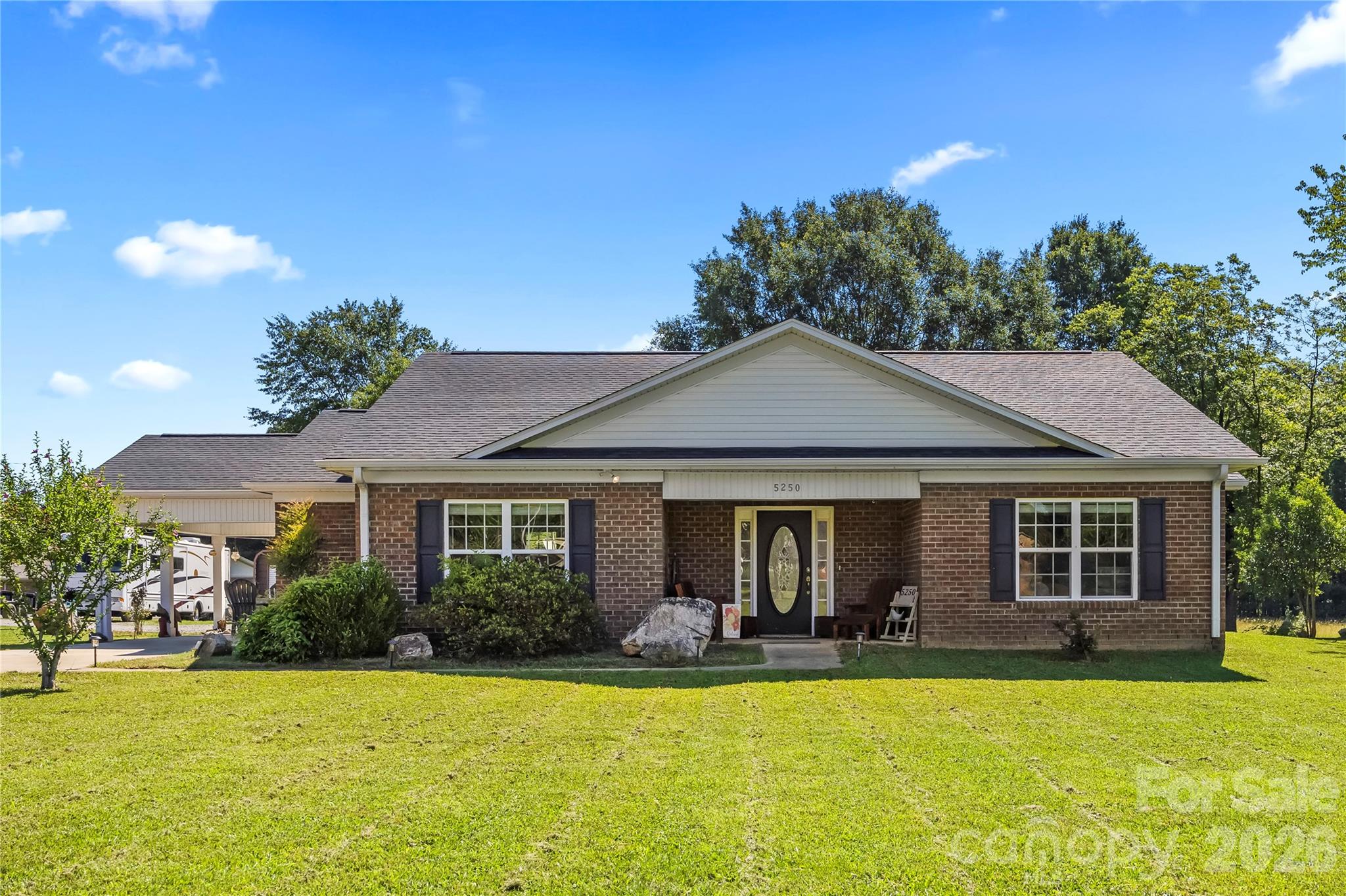 5250 Hickory Grove Road — photo