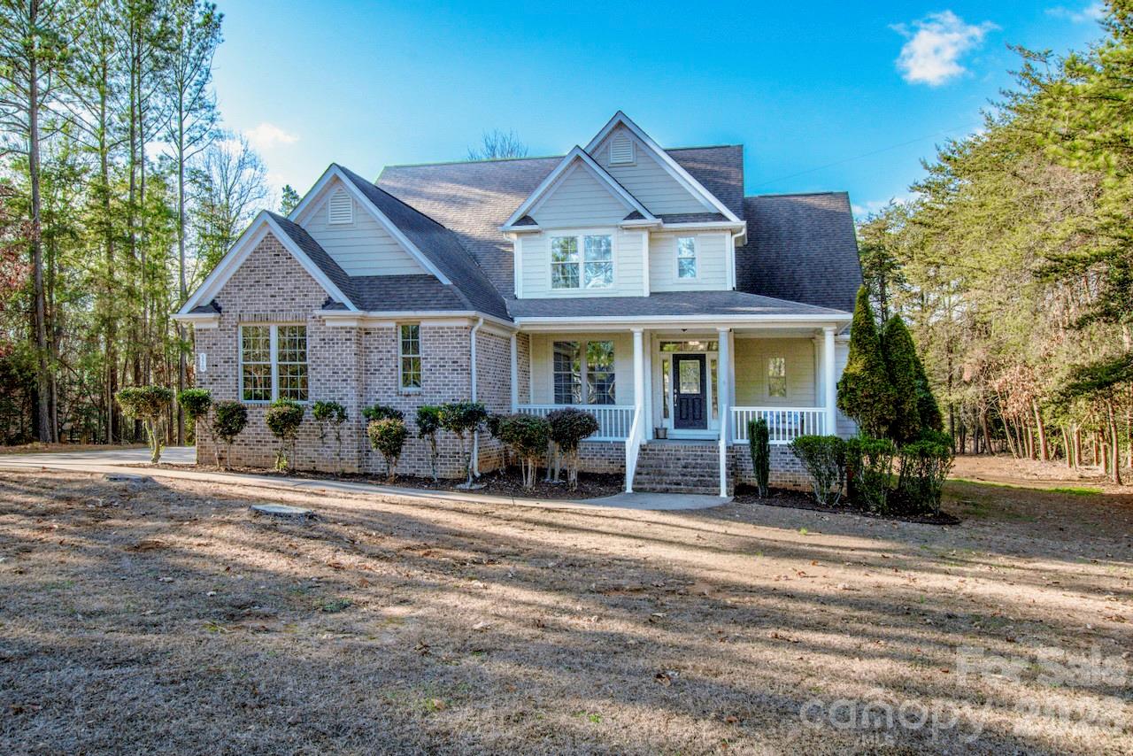 570 Morrison Farm Road — photo