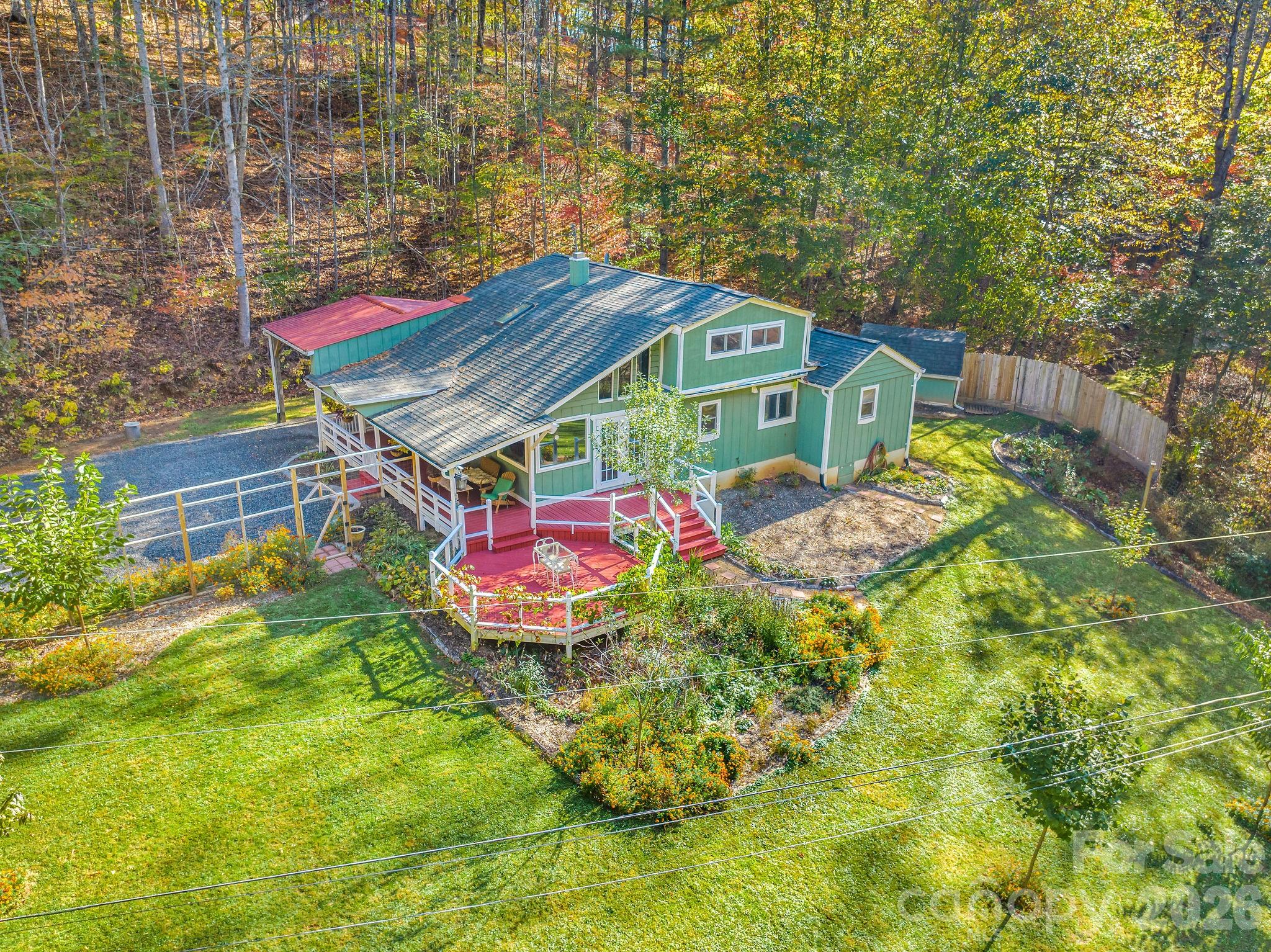 226 Fish Pond Lane — photo