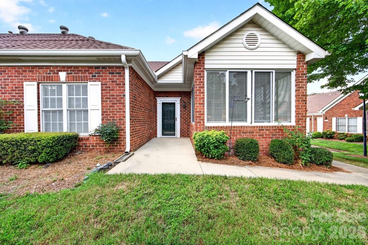 8629 Windsor Ridge Drive — photo