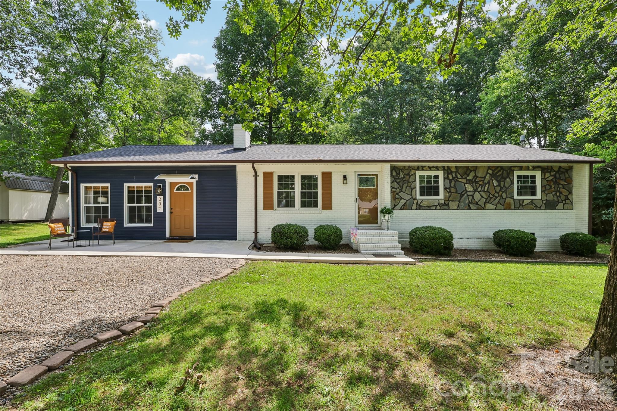 207 S Gold Branch Road — photo
