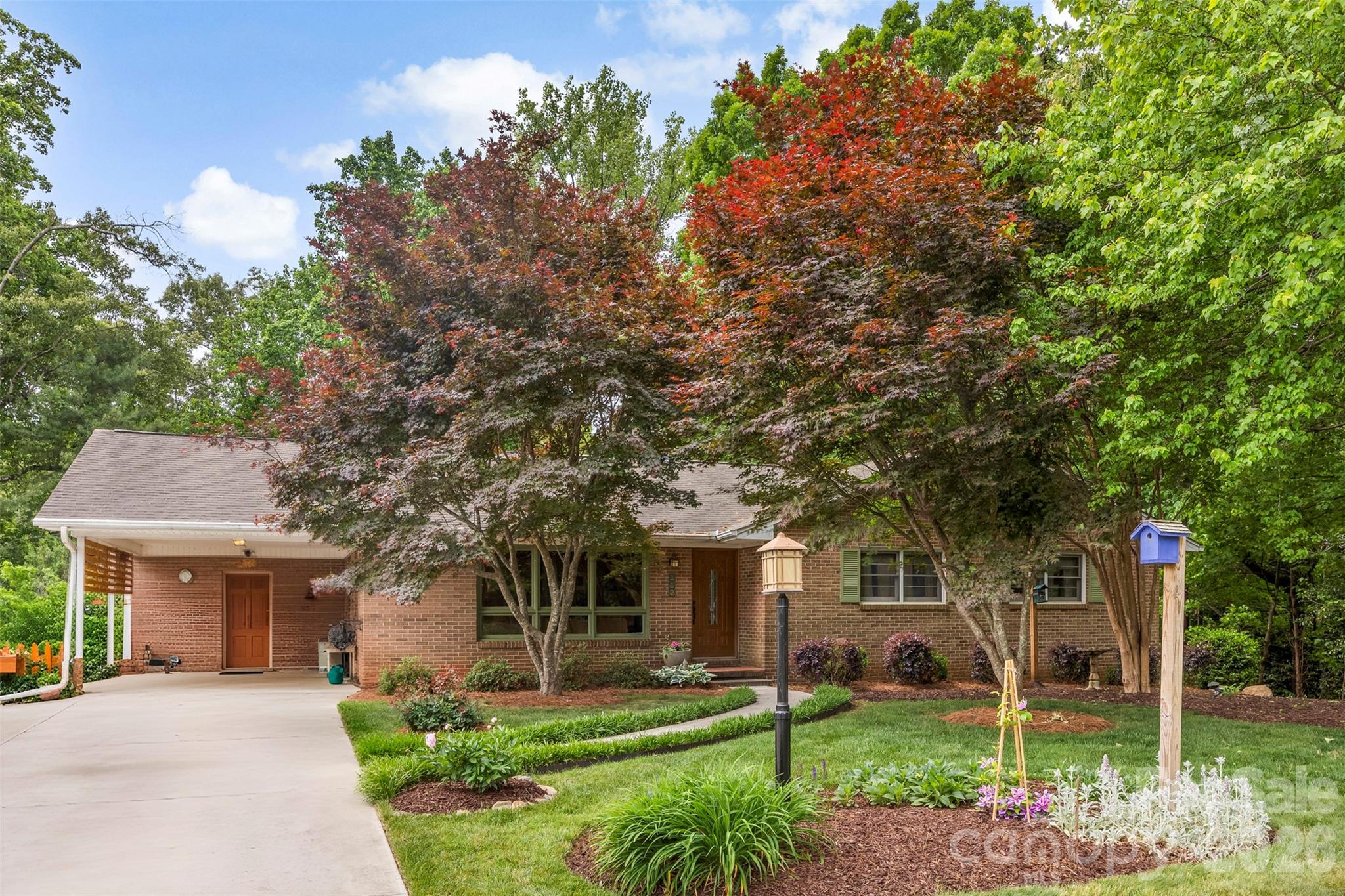 112 Amity Circle — photo