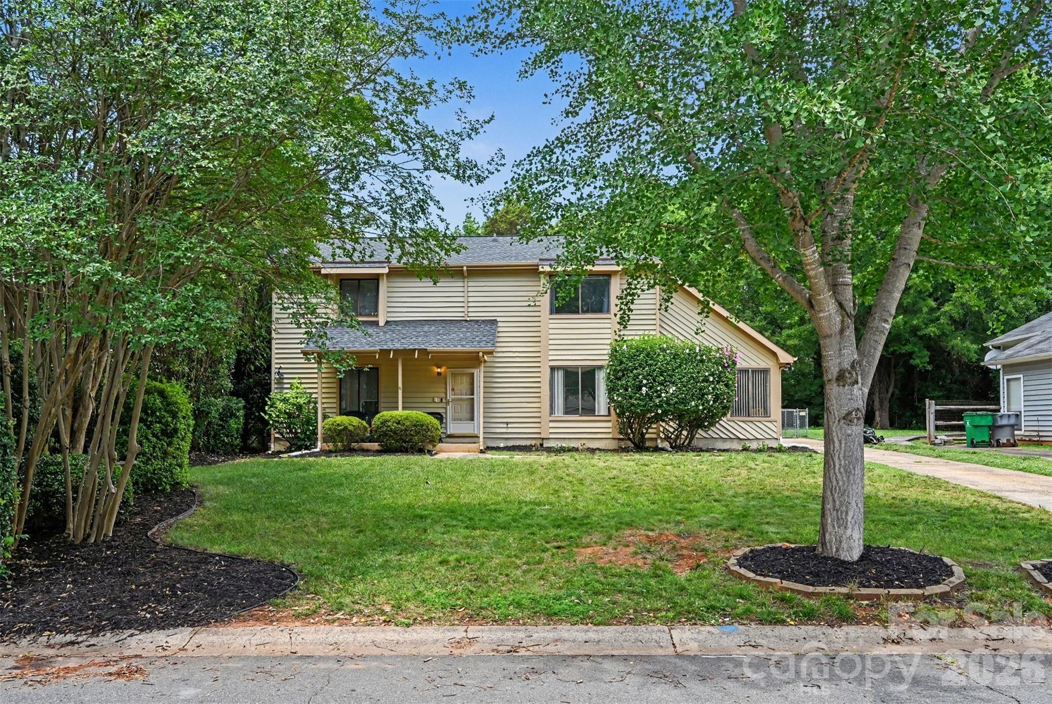 611 Mattingwood Drive — photo