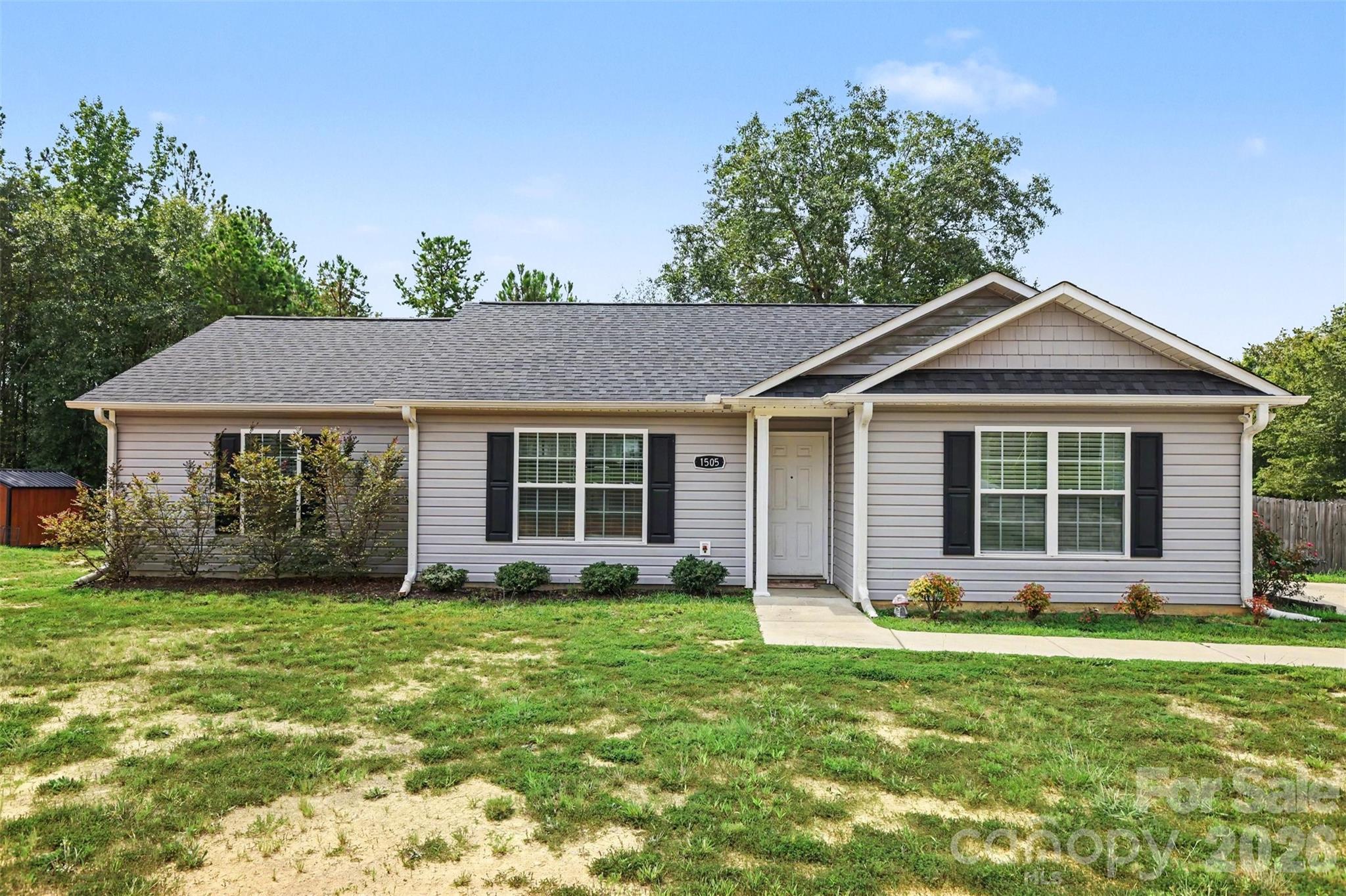 1505 Foxbrook Circle — photo