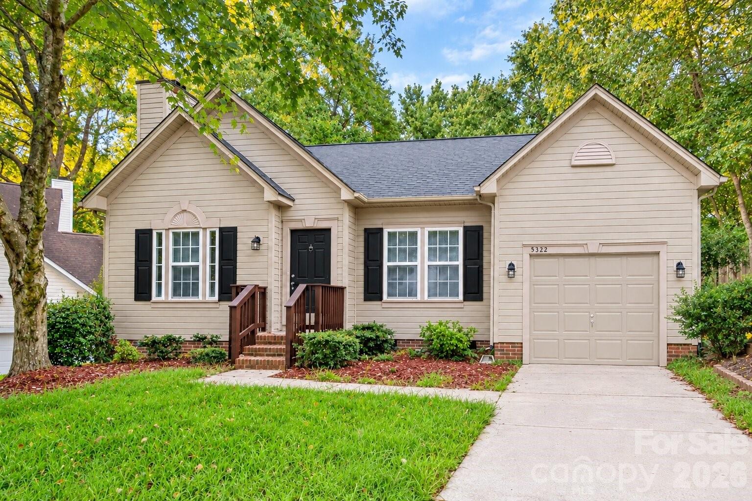 5322 Chinemist Court — photo