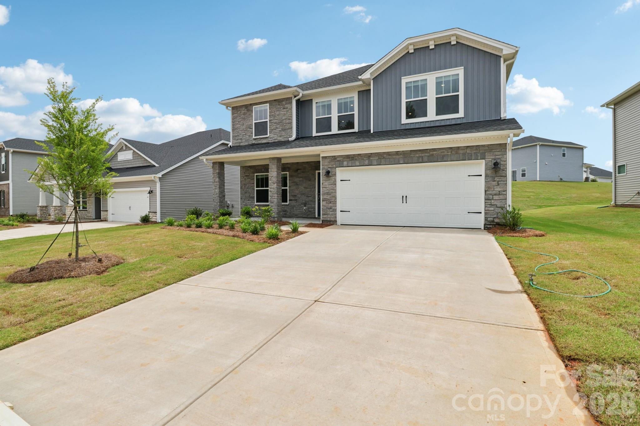 104 Frontiersman Drive — photo