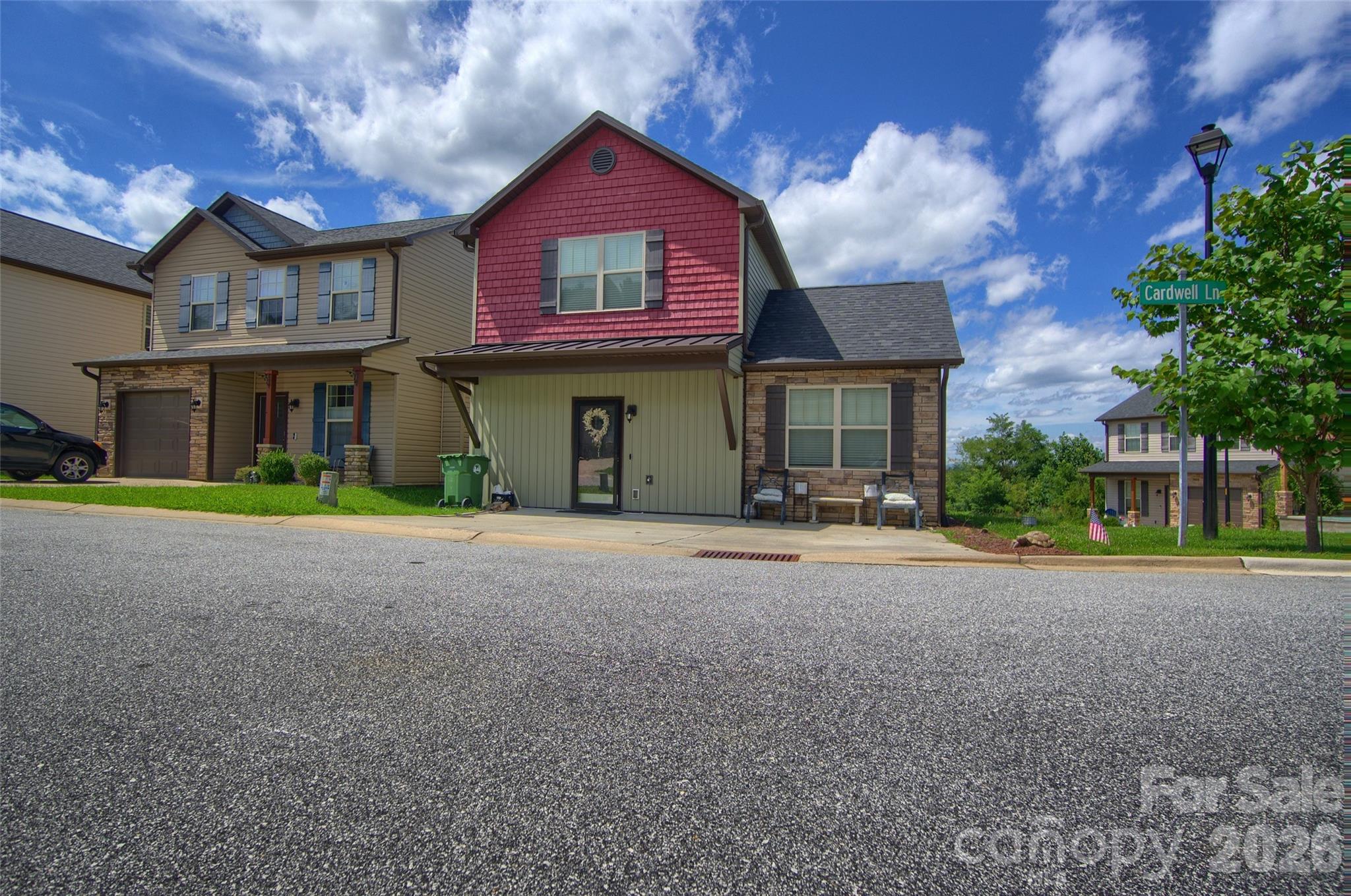771 Cardwell Lane — photo