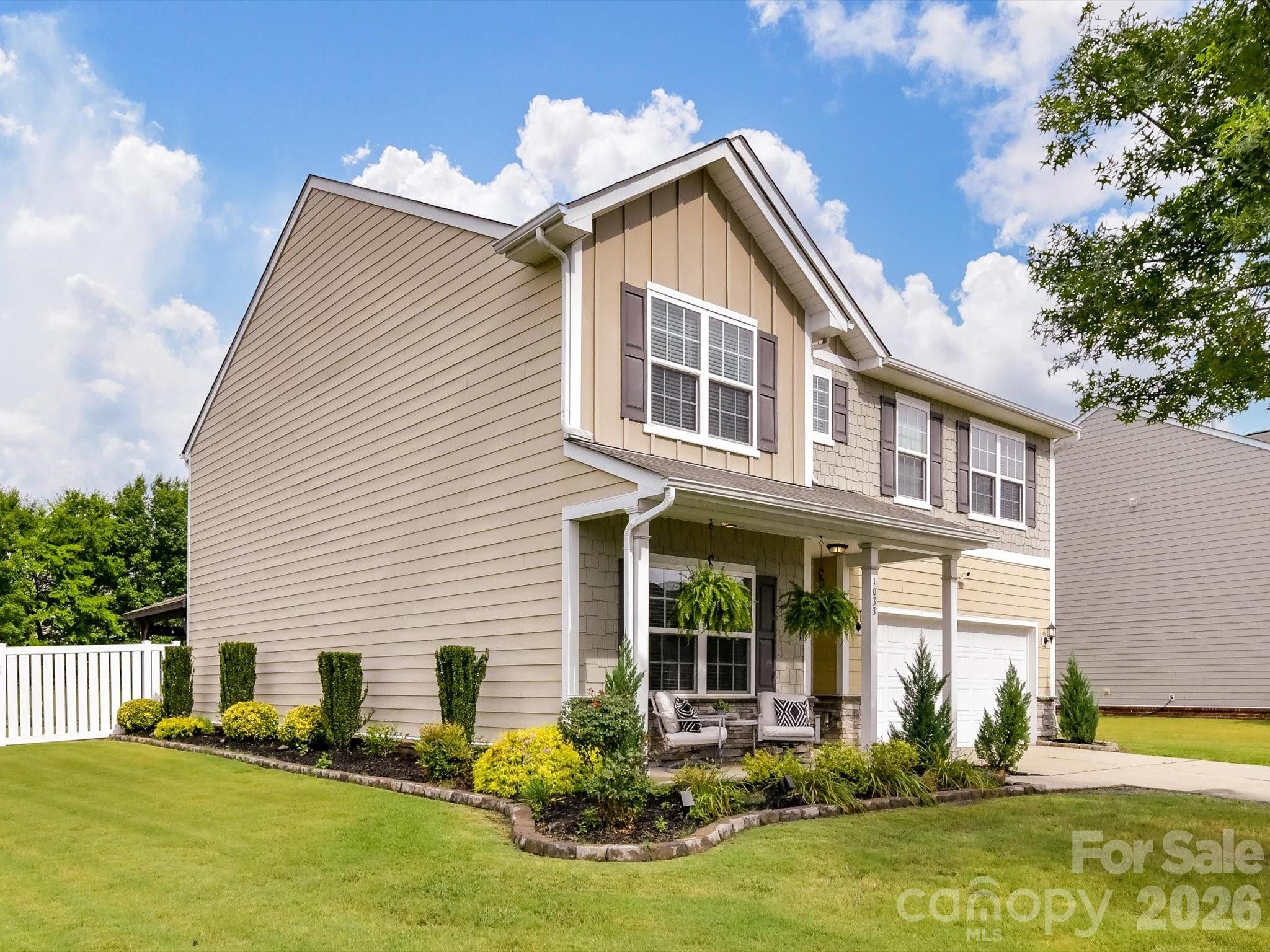 1033 Blue Stream Lane — photo