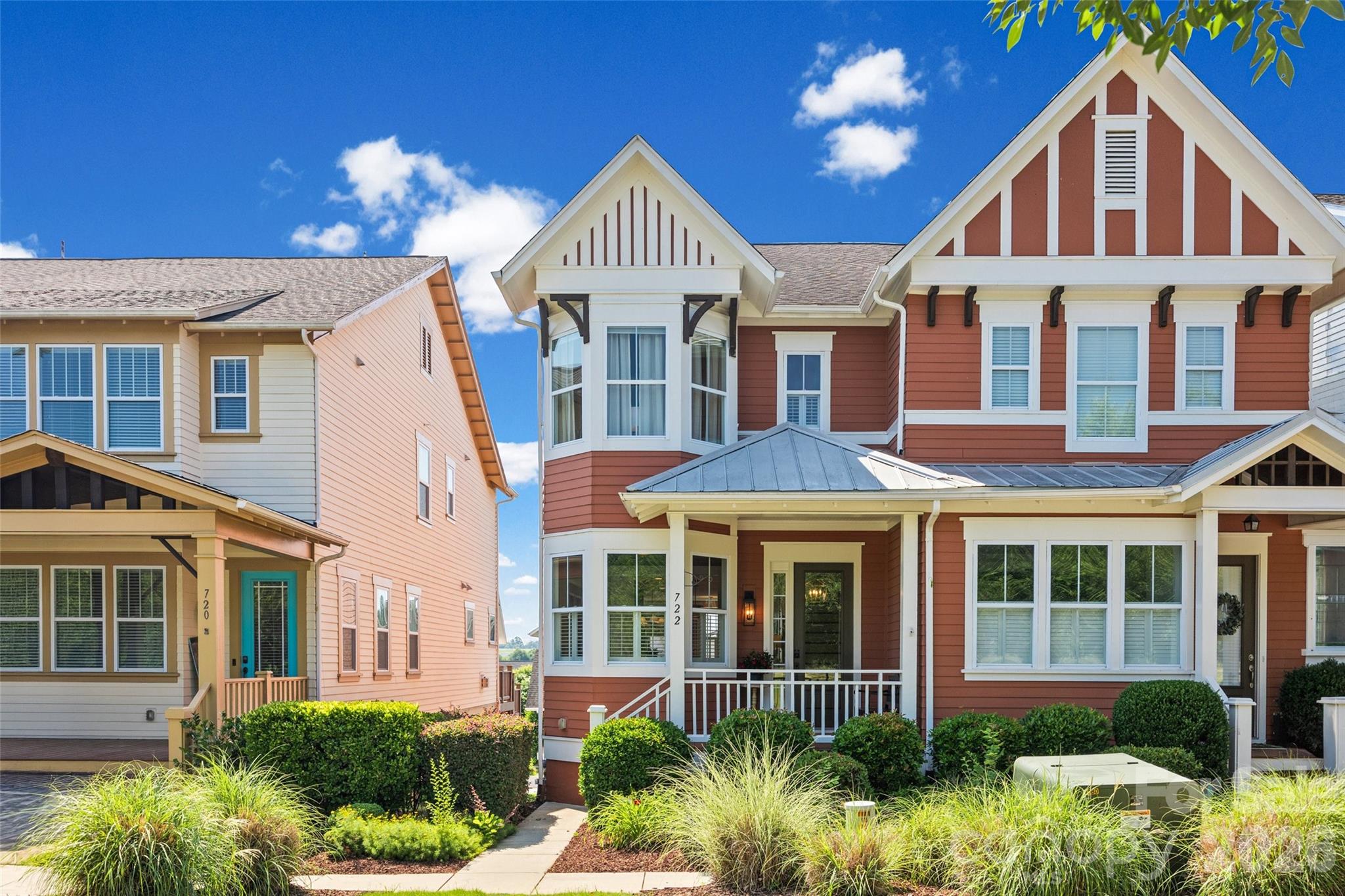 722 Waterscape Court — photo