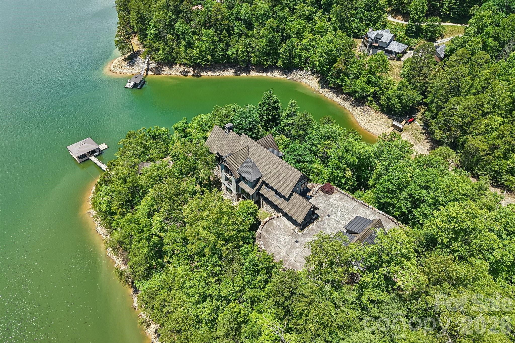 410 Lakewood Drive — photo