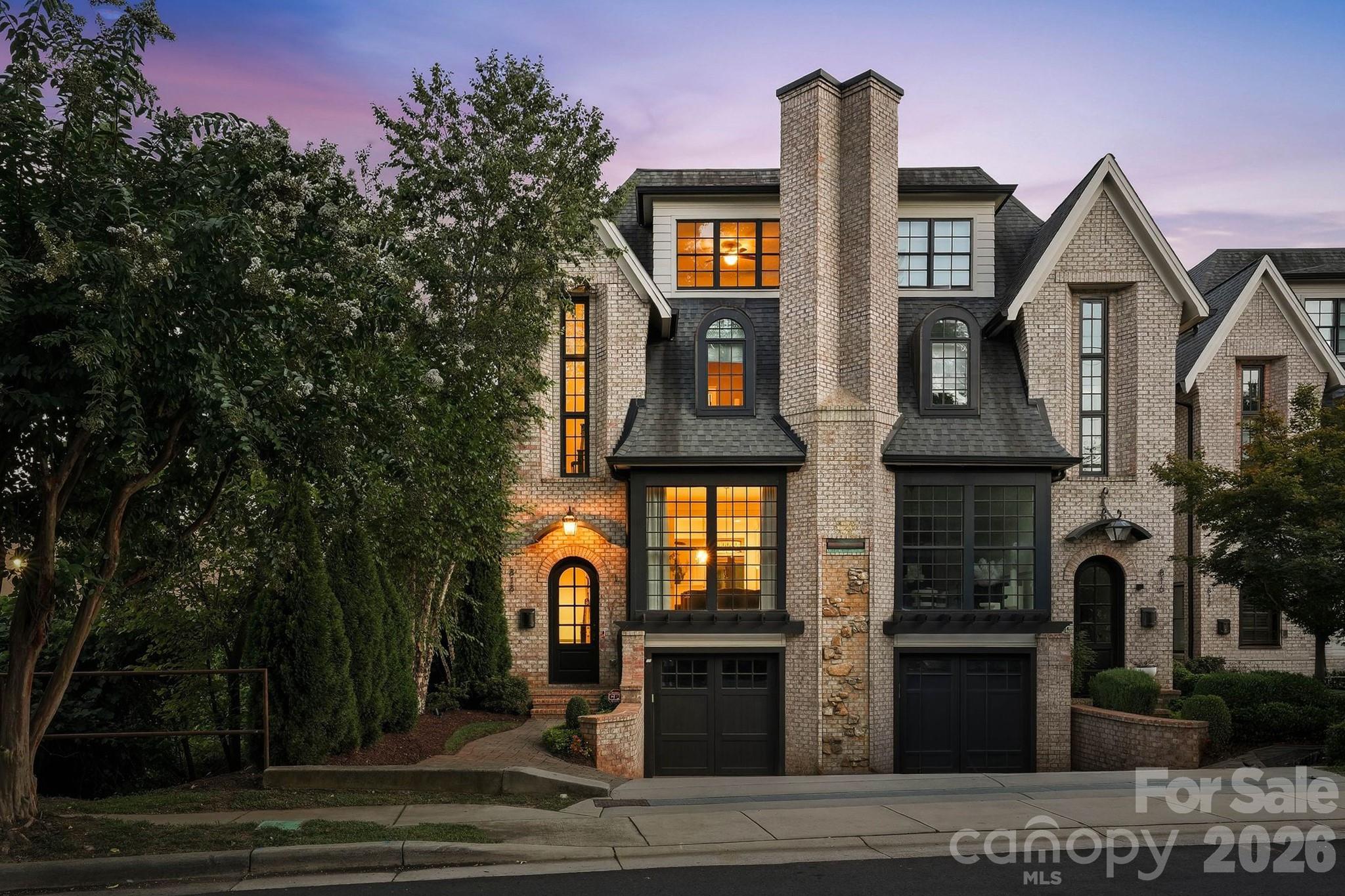 818 Ideal Way — photo