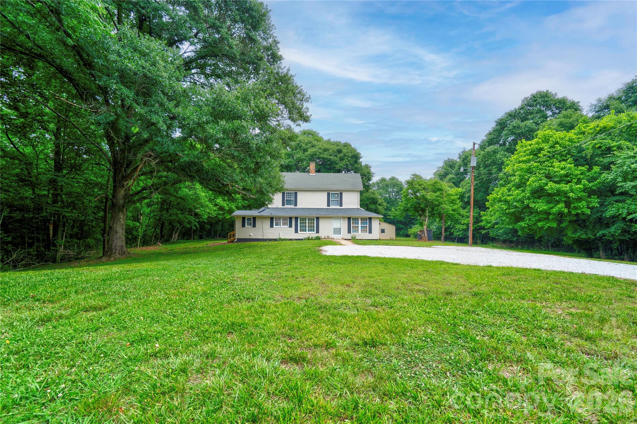 1726 Metcalf Road — photo