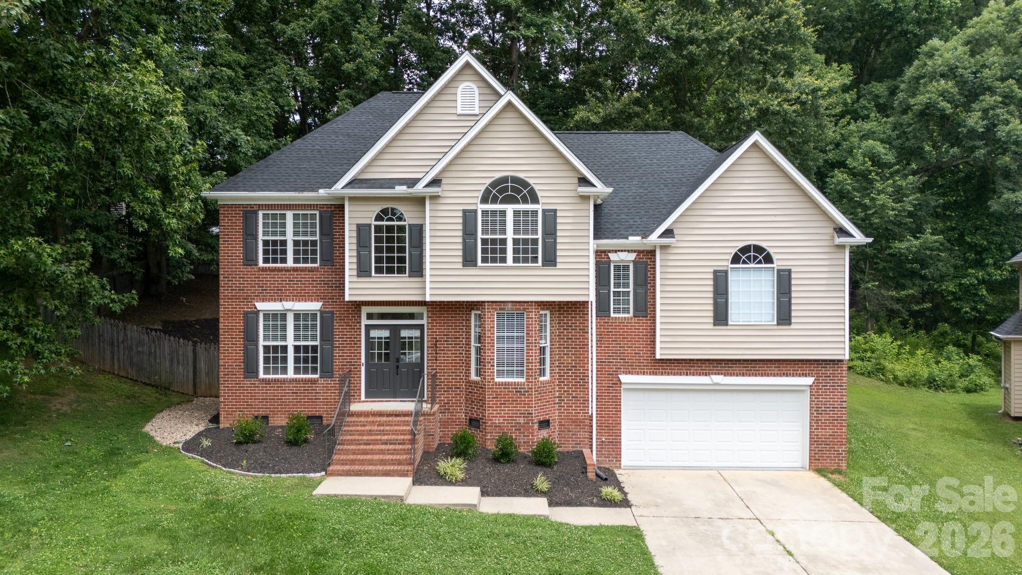 2544 Barrington Court — photo