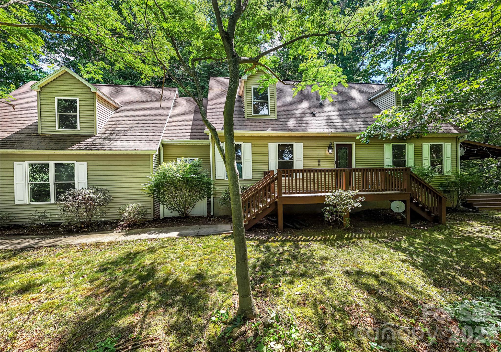 142 Blake Drive — photo