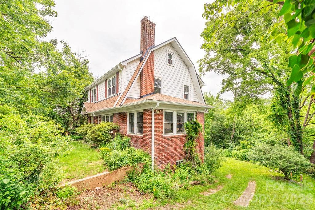 133 Westwood Place — photo