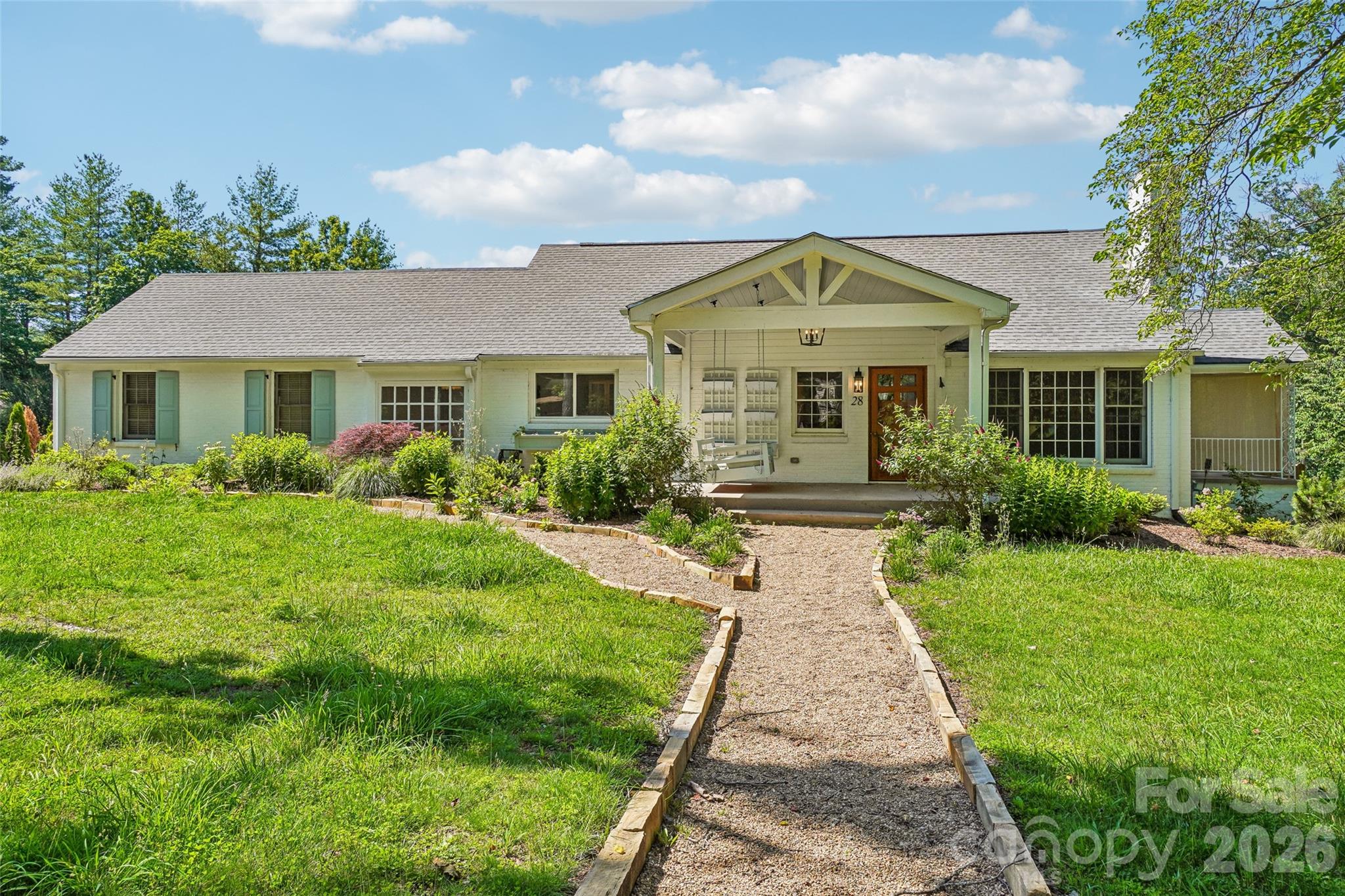 28 Ridgefield Place — photo