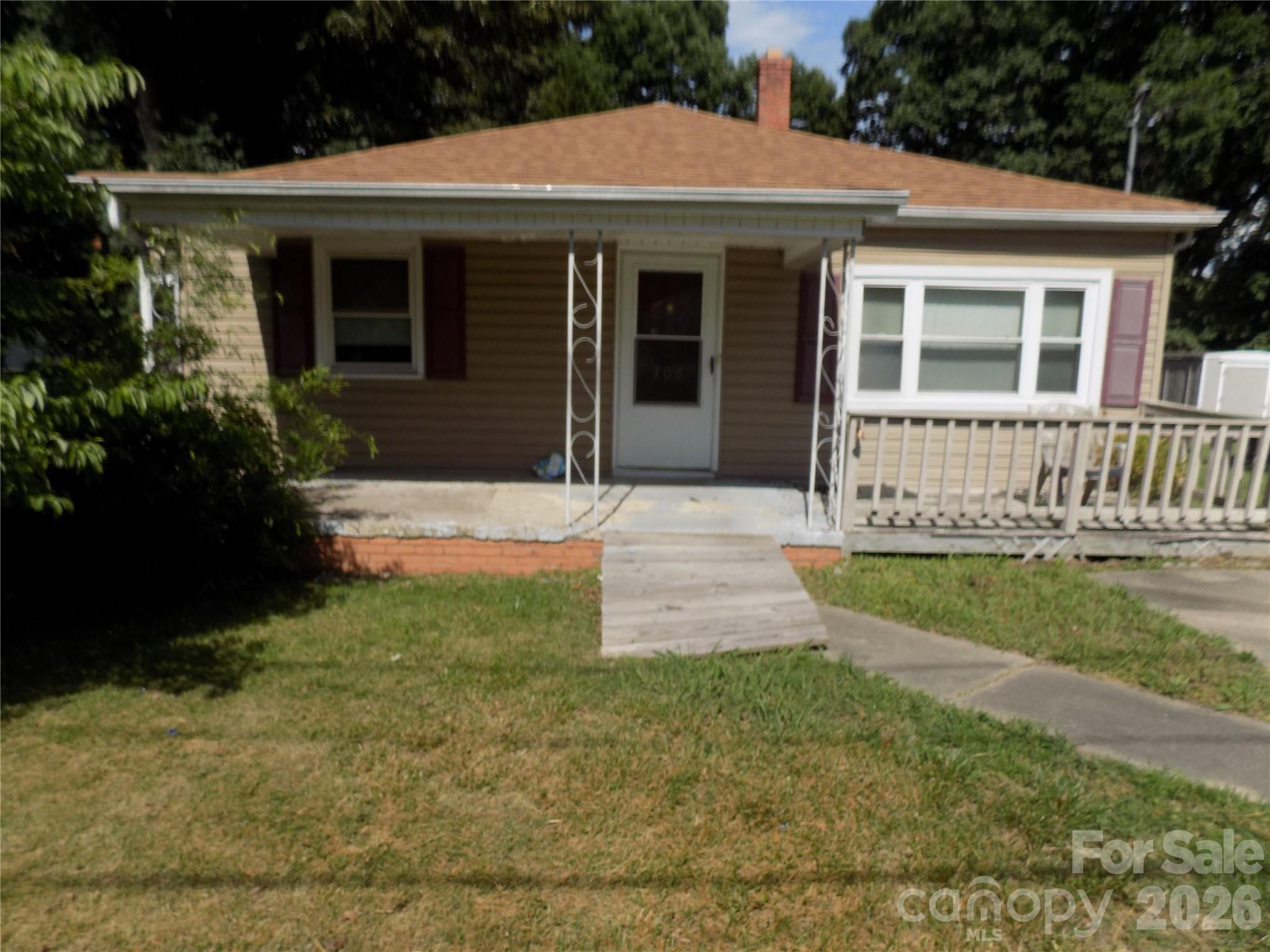 308 S Vine Street — photo