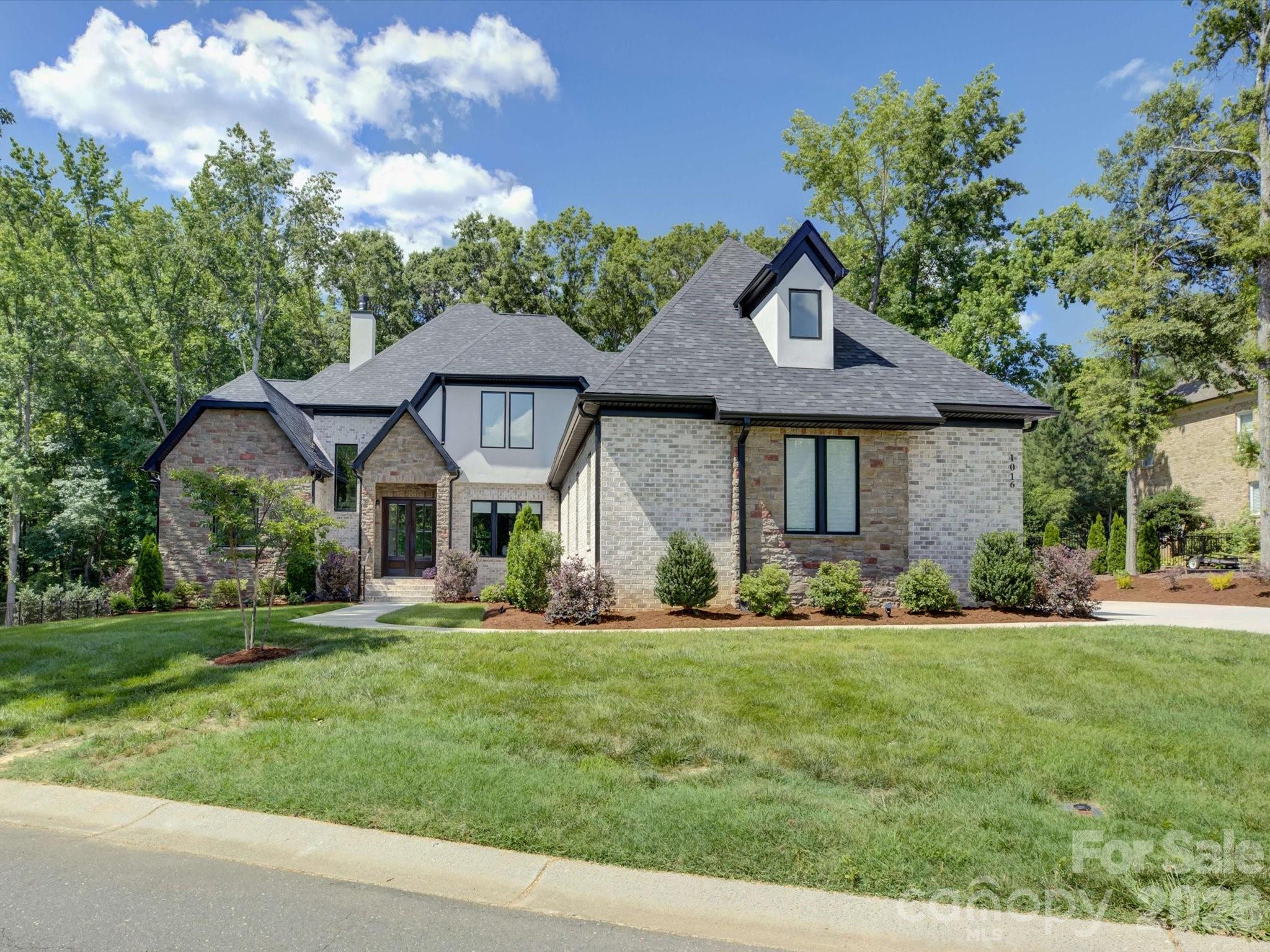 1016 Sherringham Way — photo