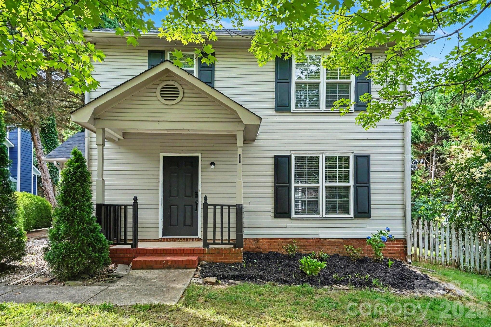8904 Brown Oak Court — photo