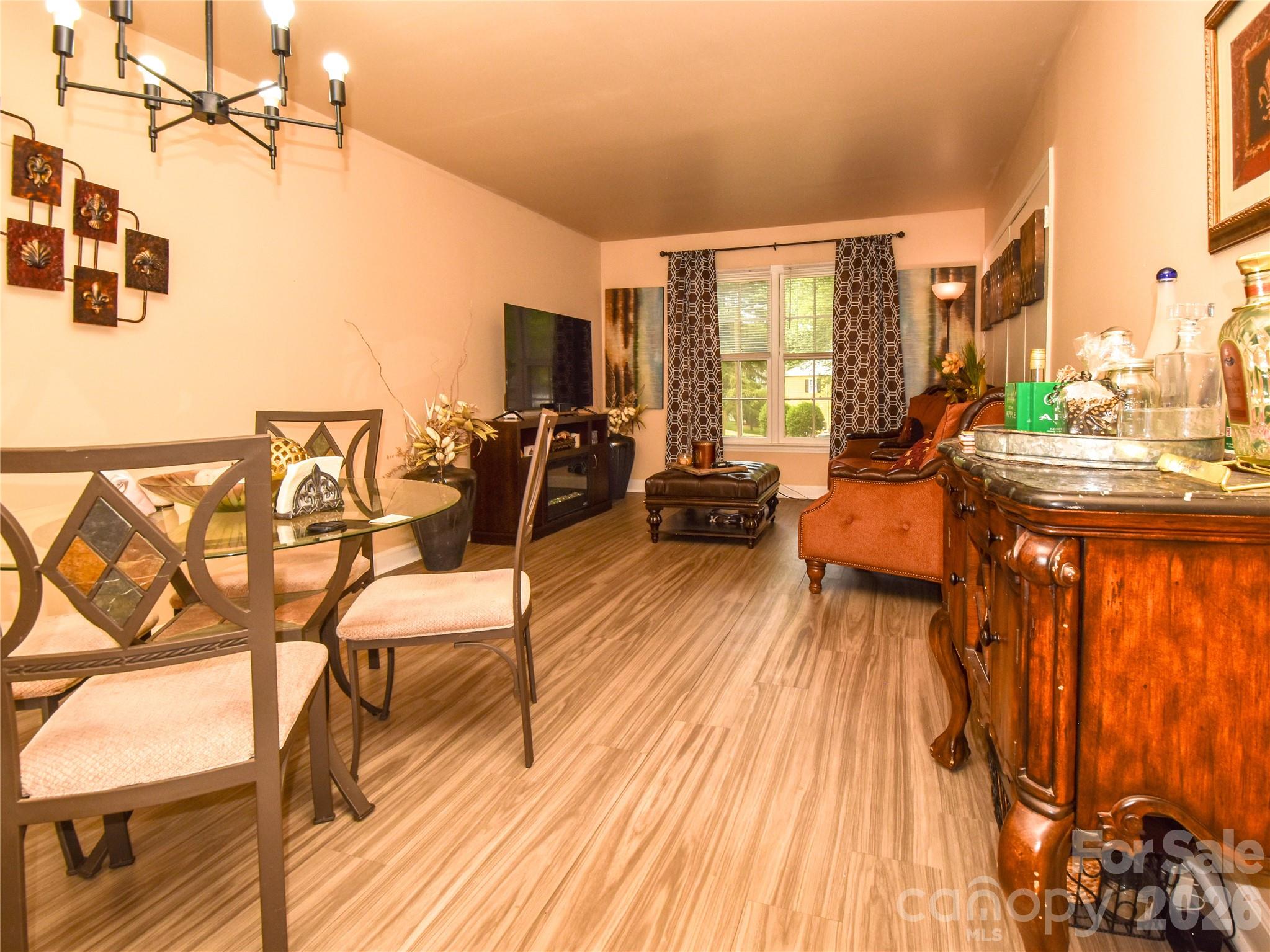 2890 Carriage Drive — photo