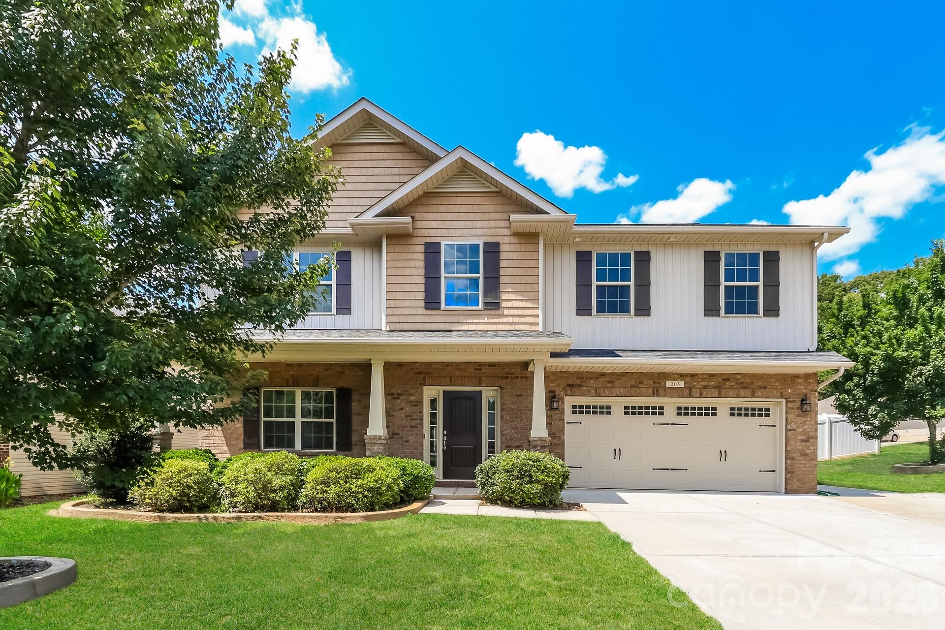 205 Taylors Creek Street — photo