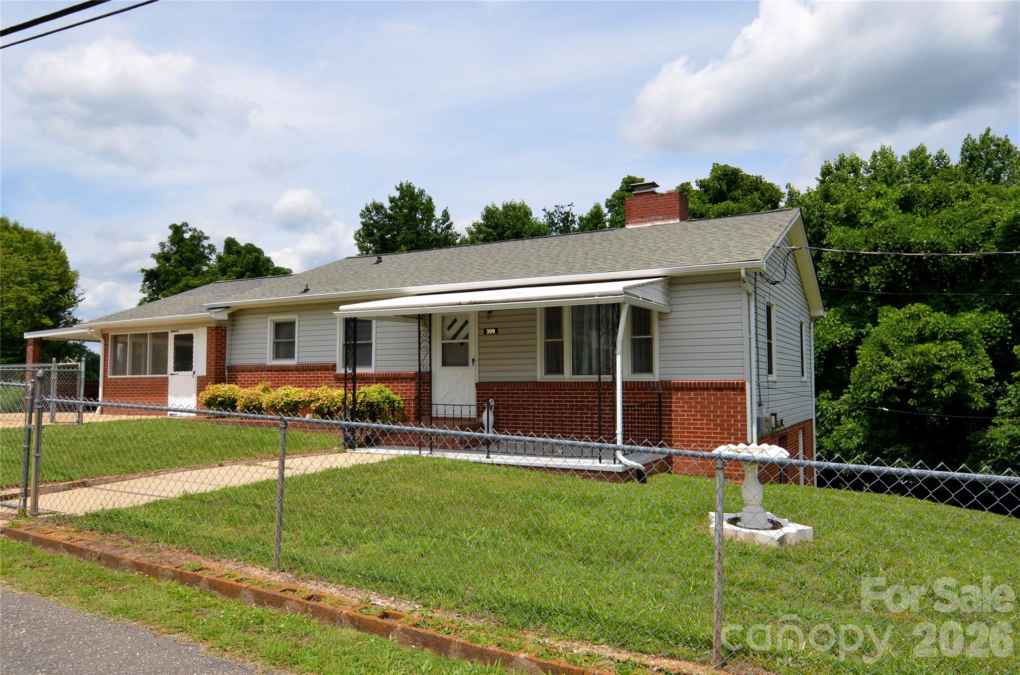 309 Morehead Road — photo