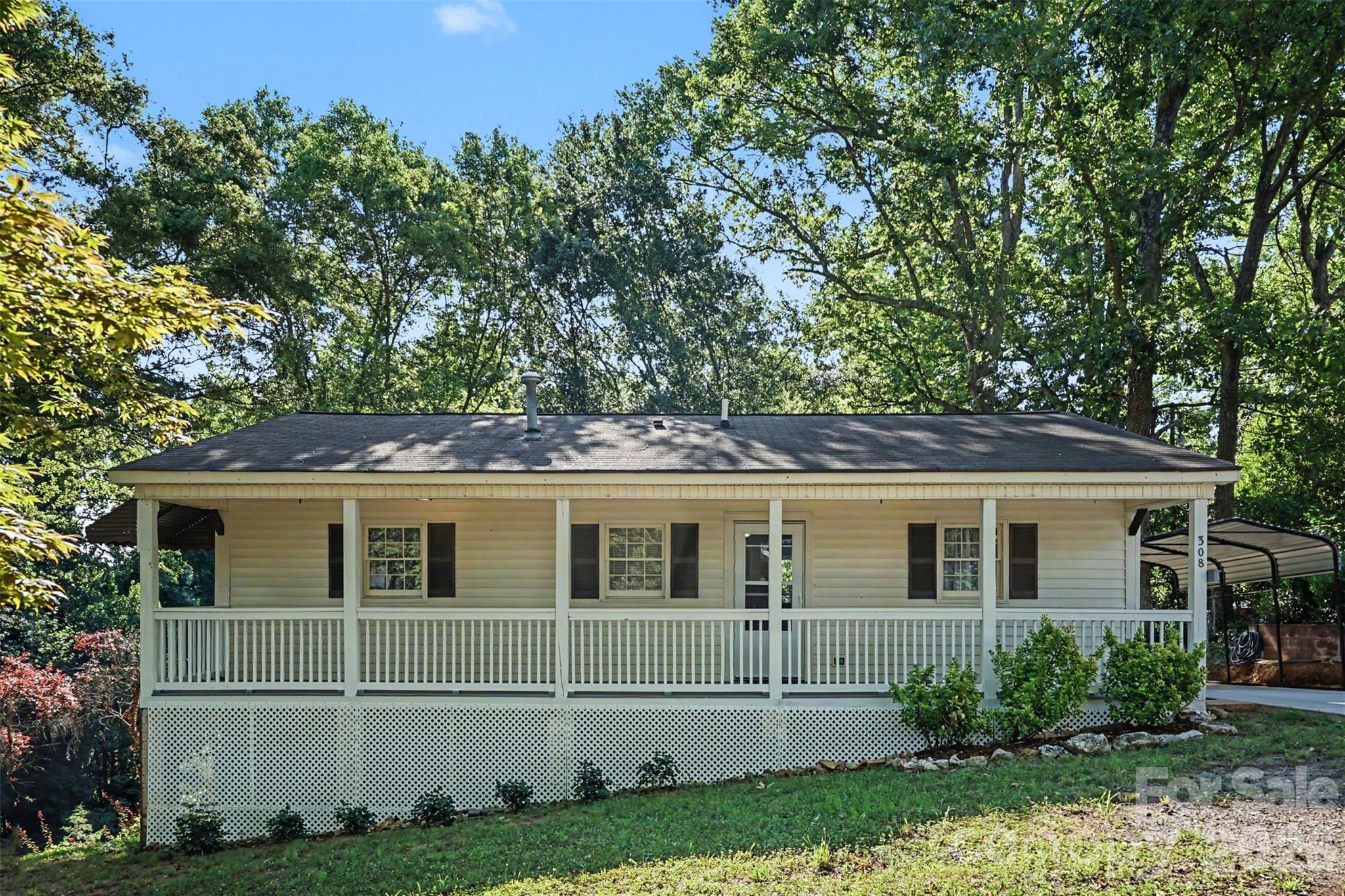 308 N Carpenter Street — photo