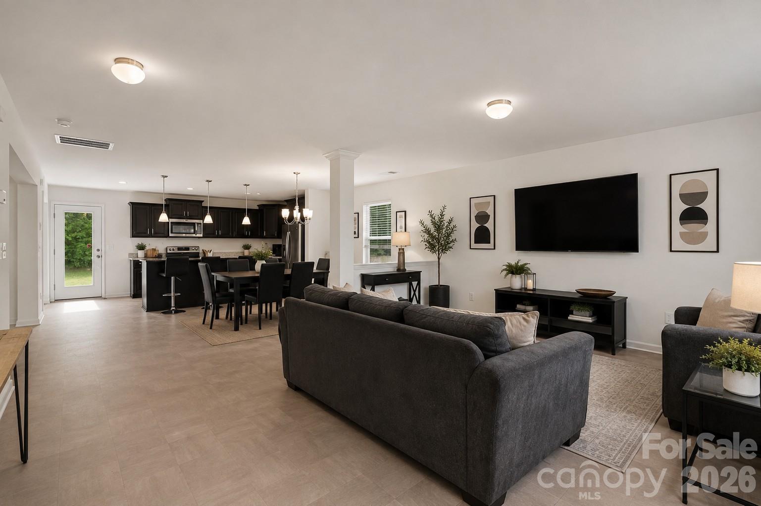 427 Amberly Circle 39 — photo