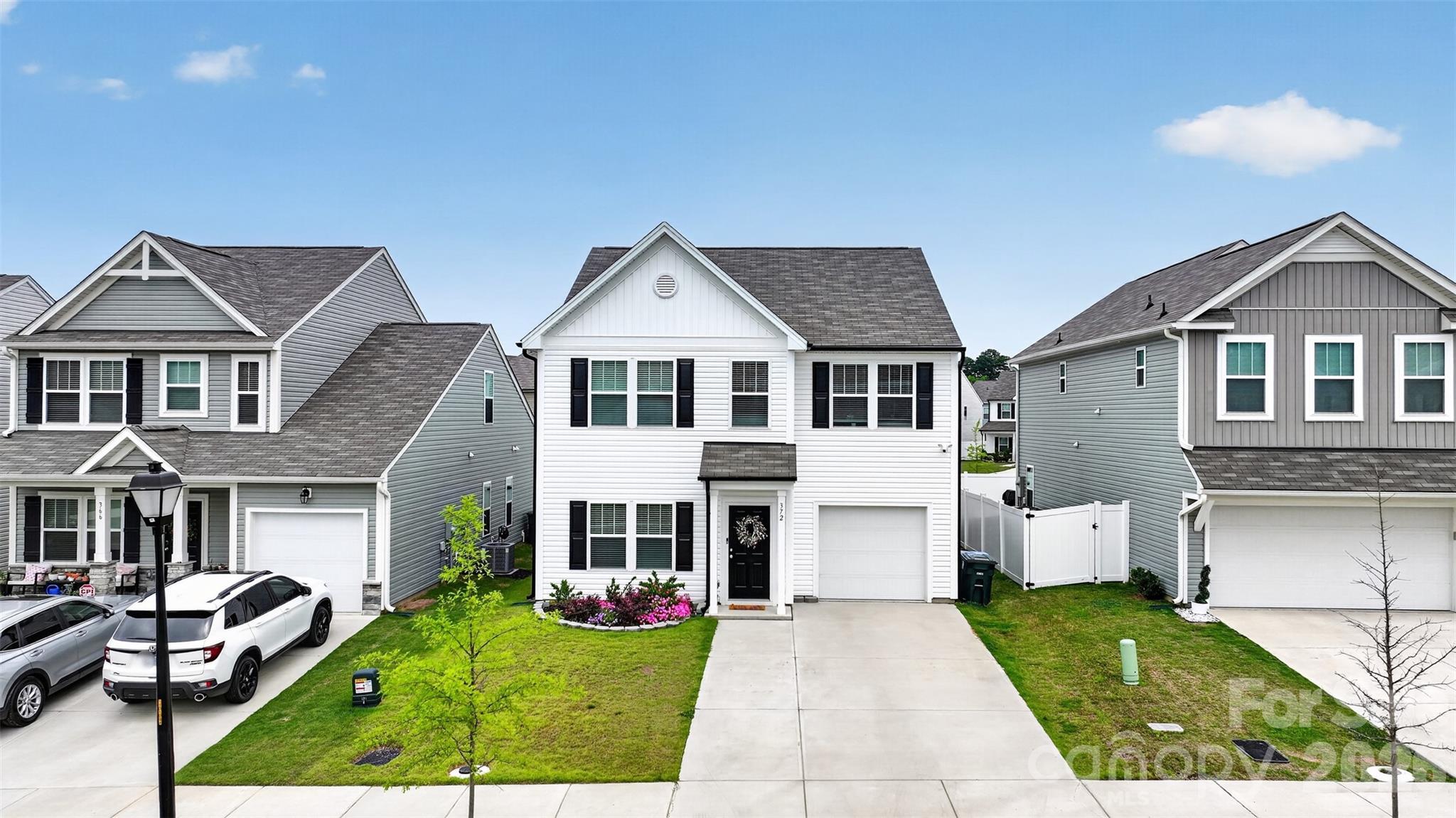 372 Bluebonnet Drive — photo