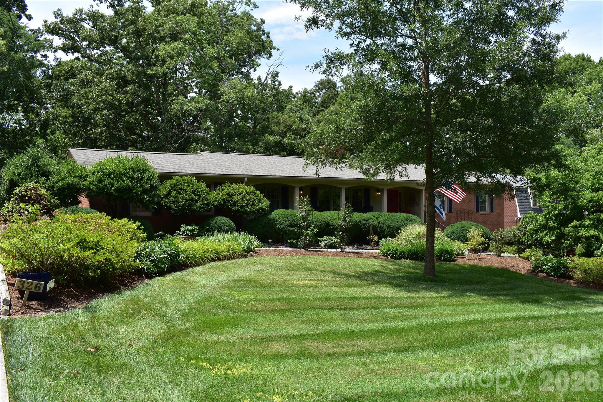 326 Richmond Road — photo