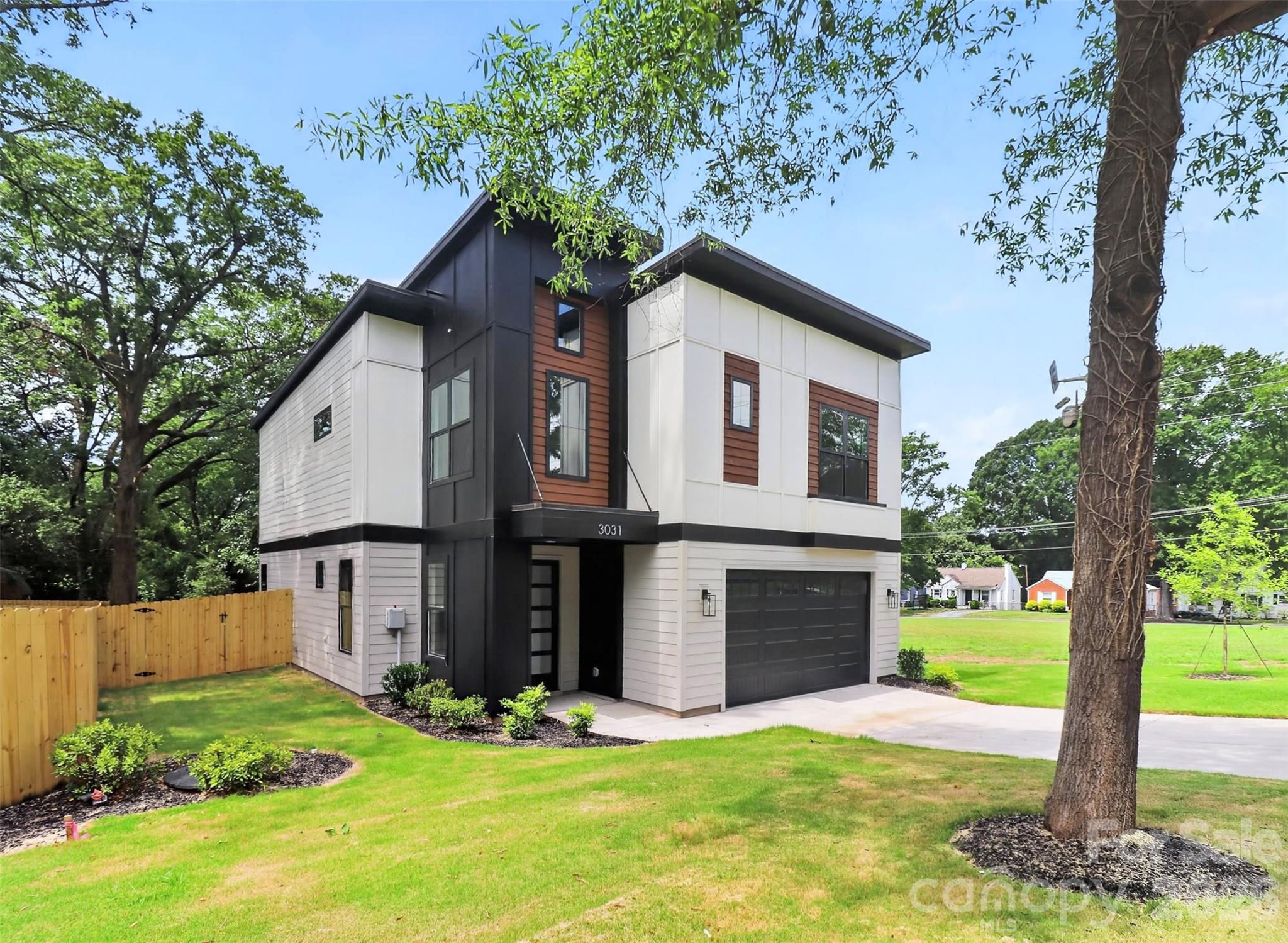 3031 Mathis Drive — photo