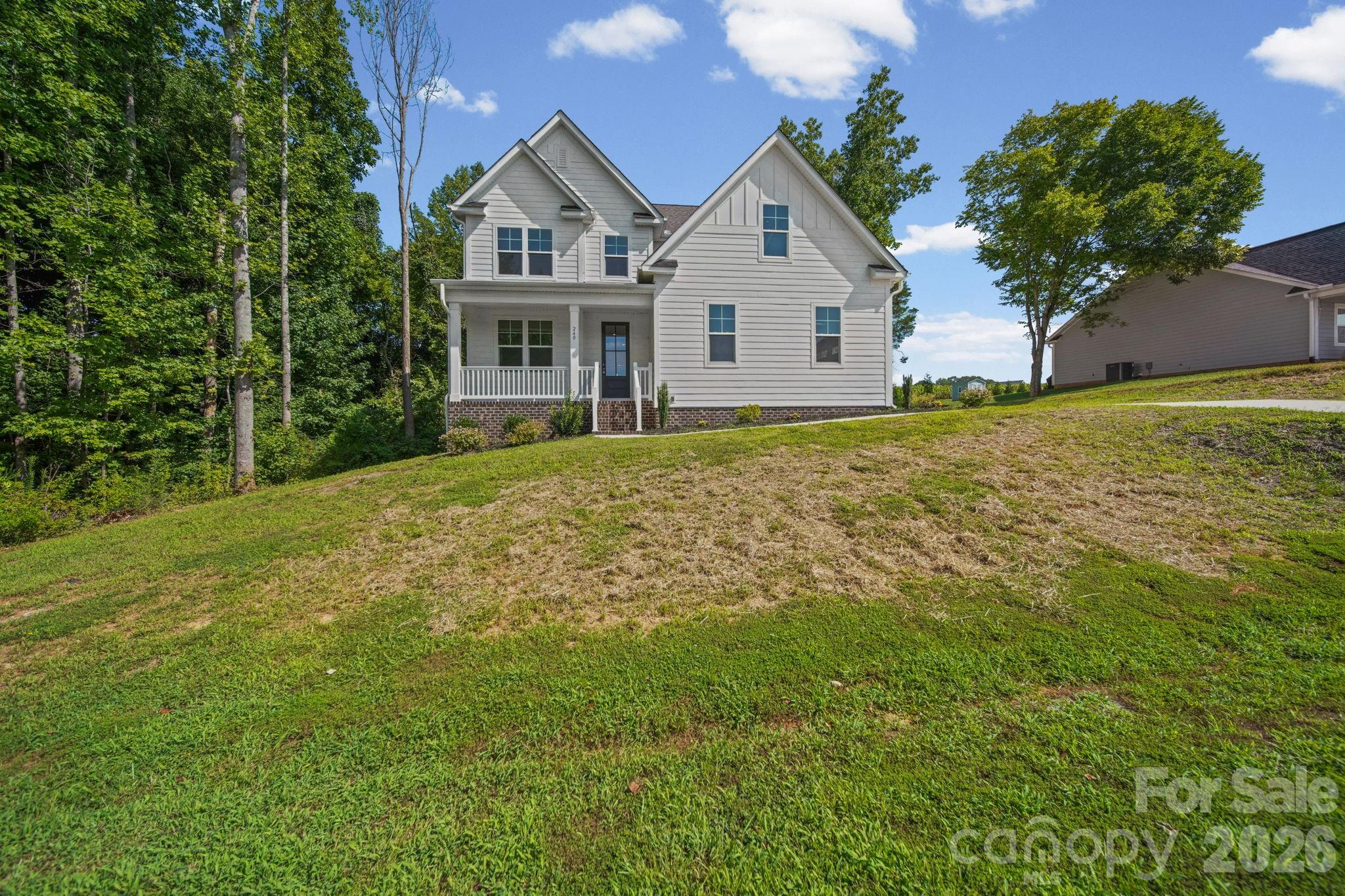 240 Goldenrod Circle — photo