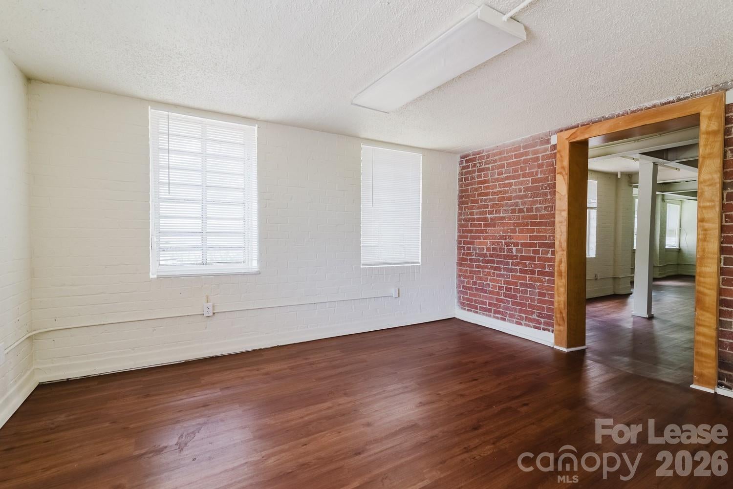 203 W Liberty Street 2E — photo