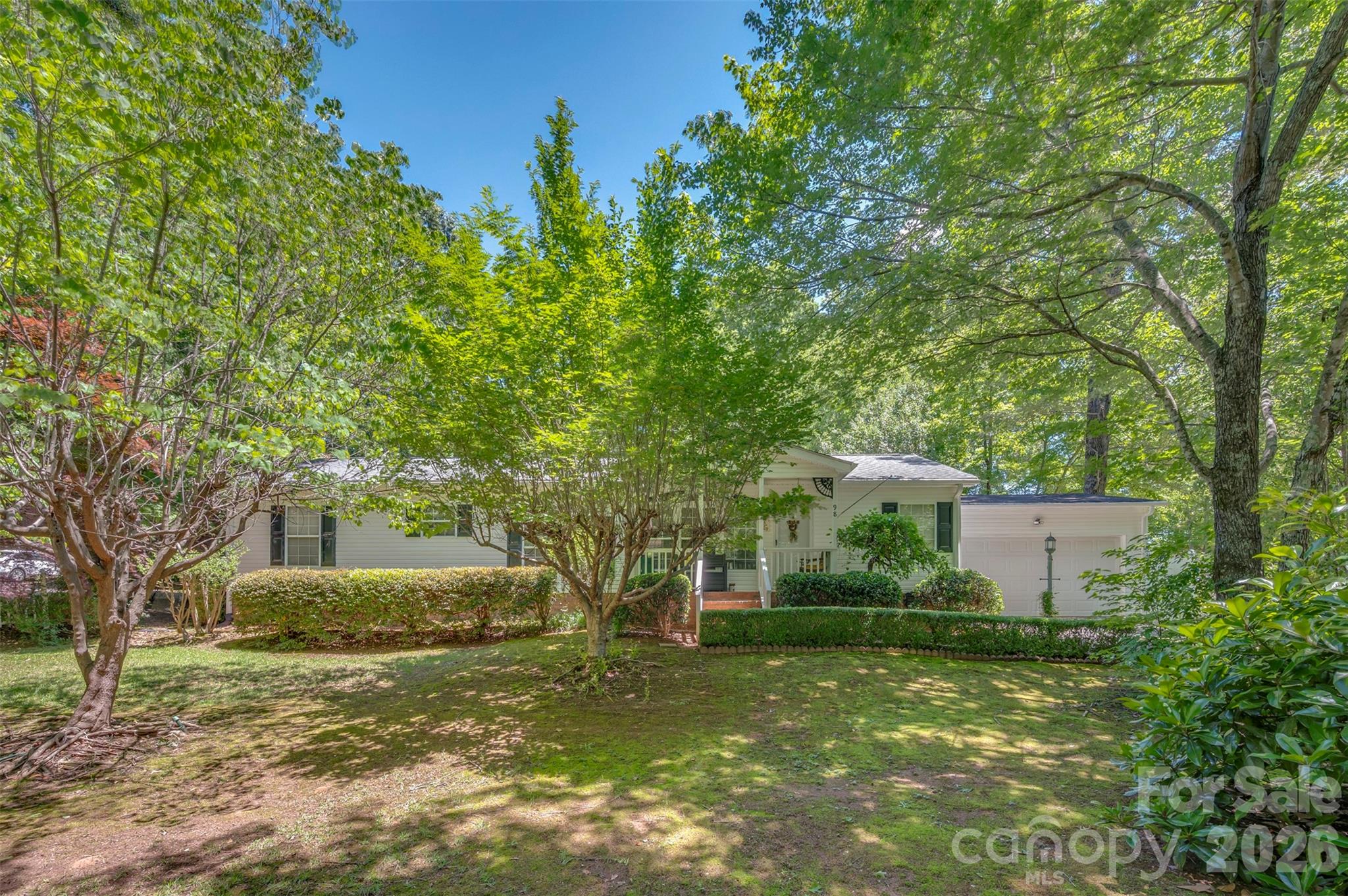 98 Lanning Drive — photo