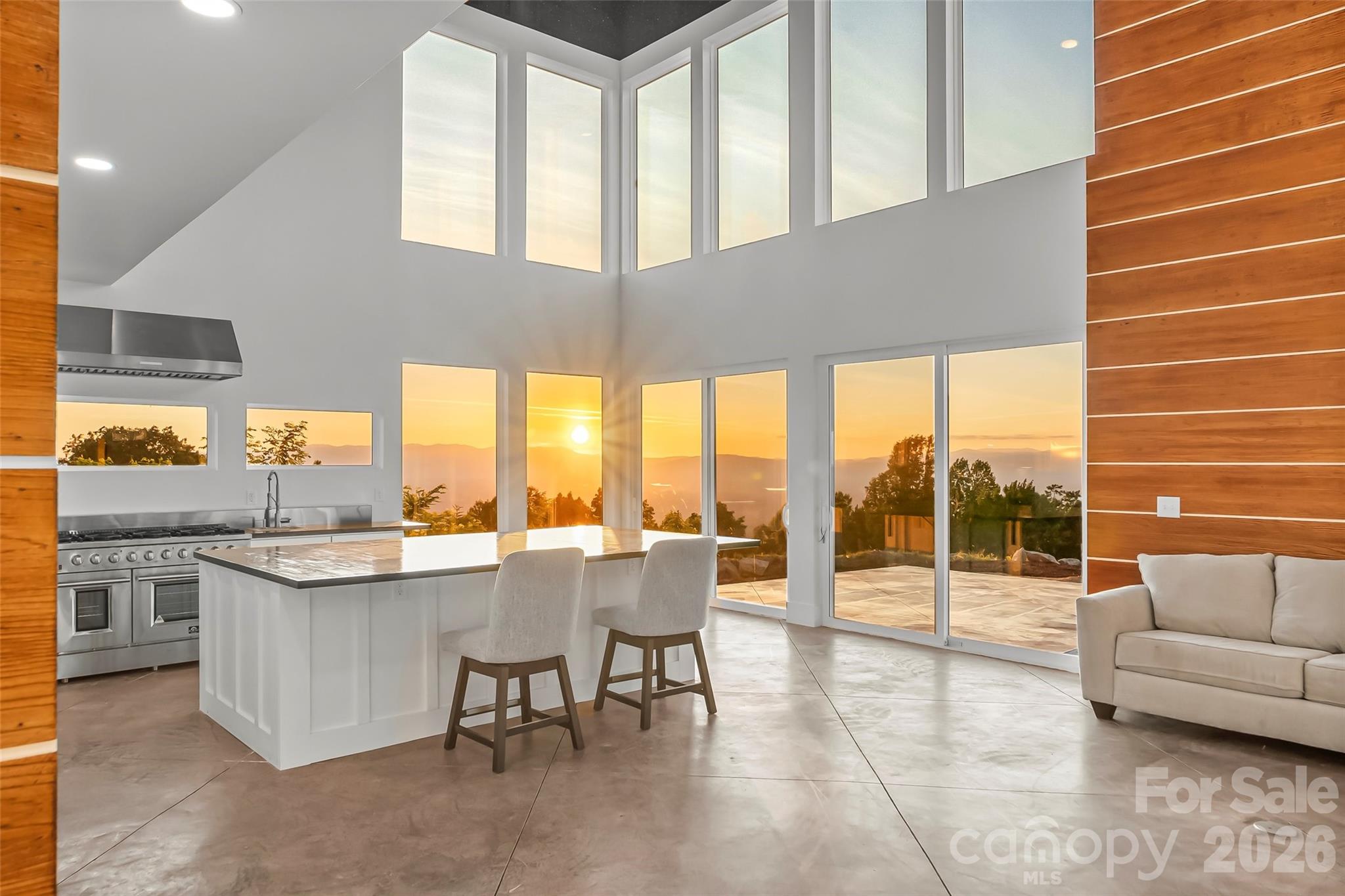 6718 Walkertop Mountain Heights Drive — photo