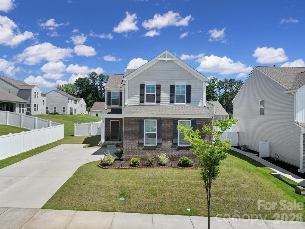 635 Synclaire Place — photo