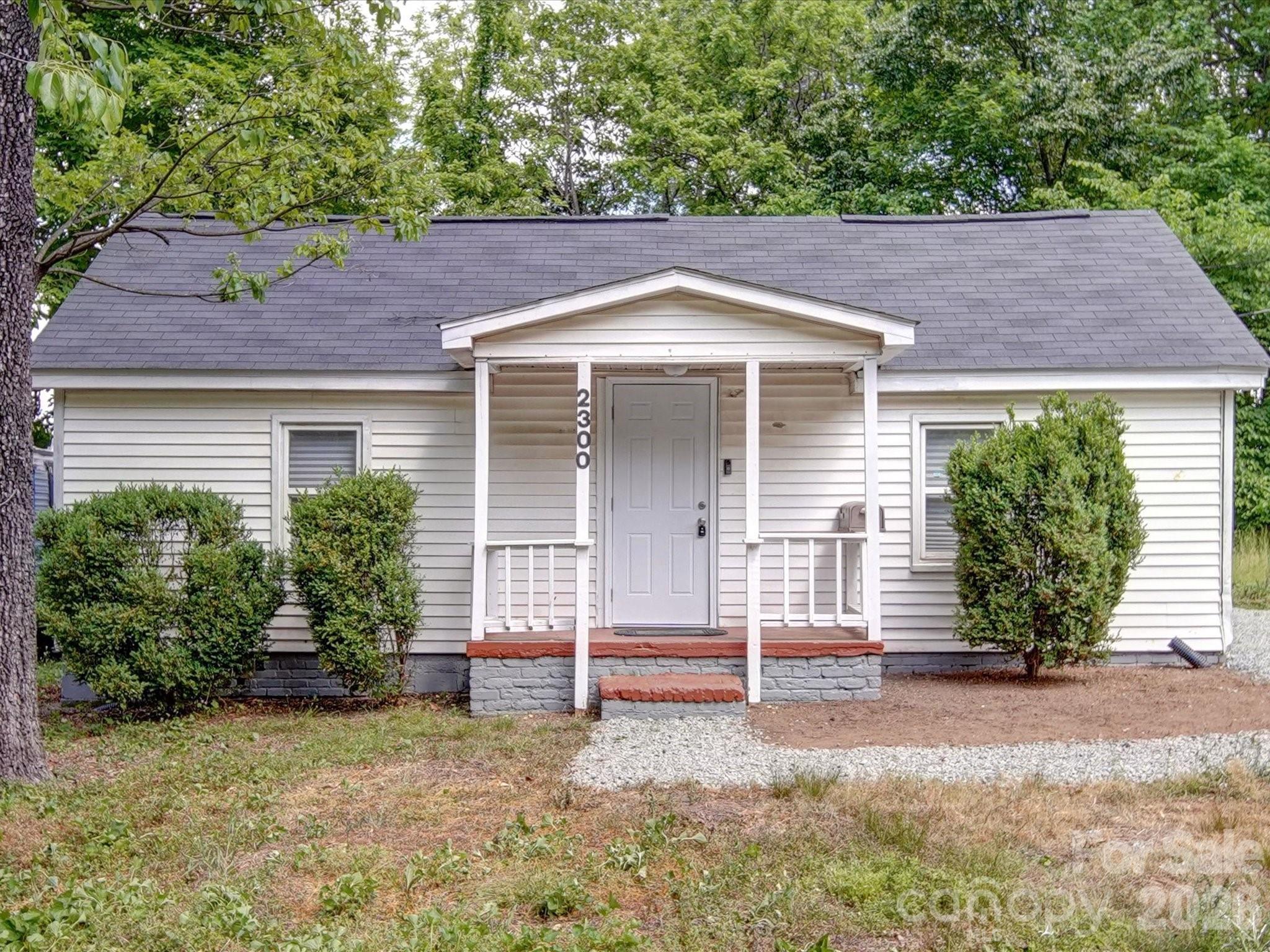 2300 Kennesaw Drive — photo