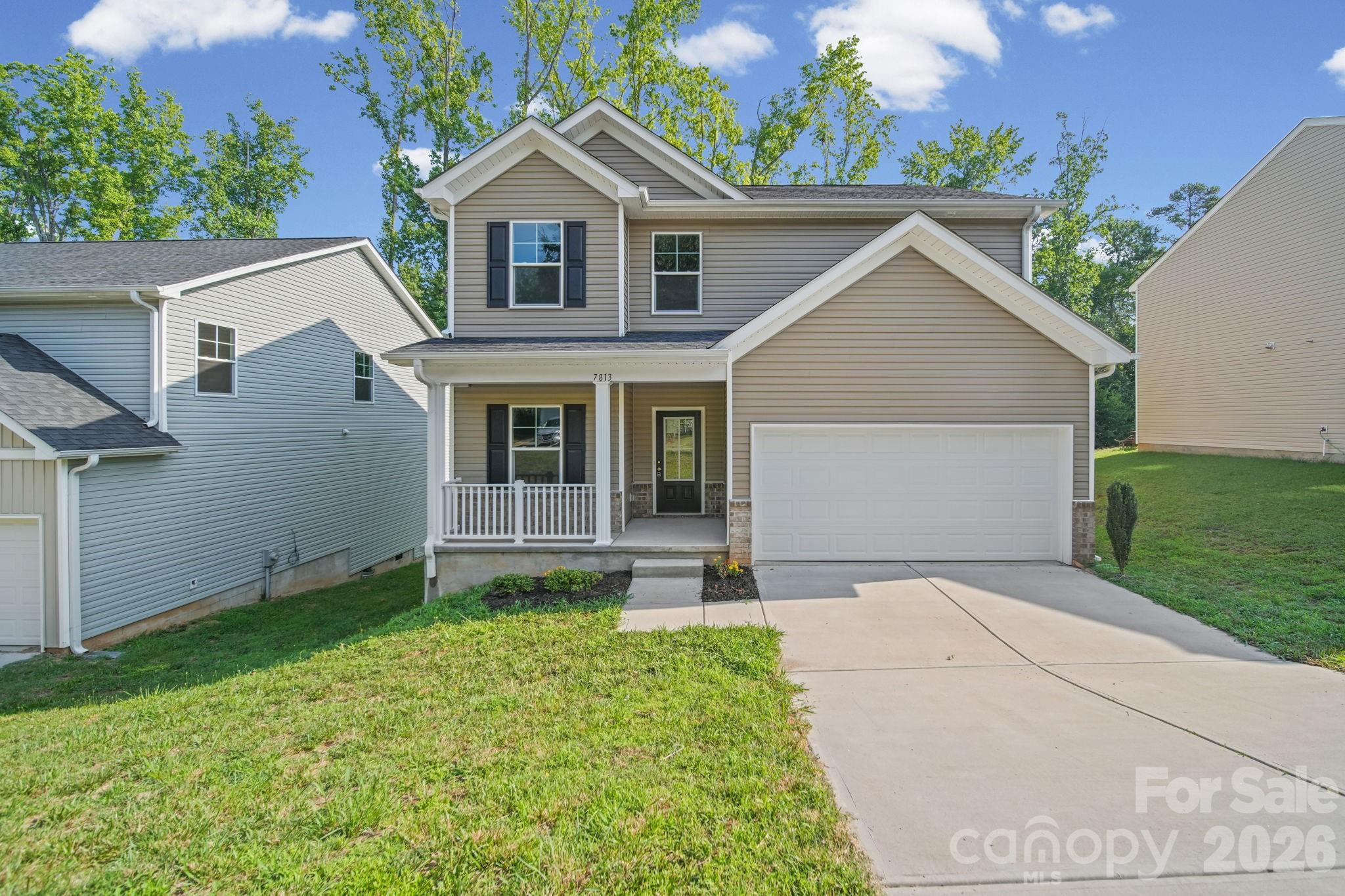 7813 E Lane Drive — photo
