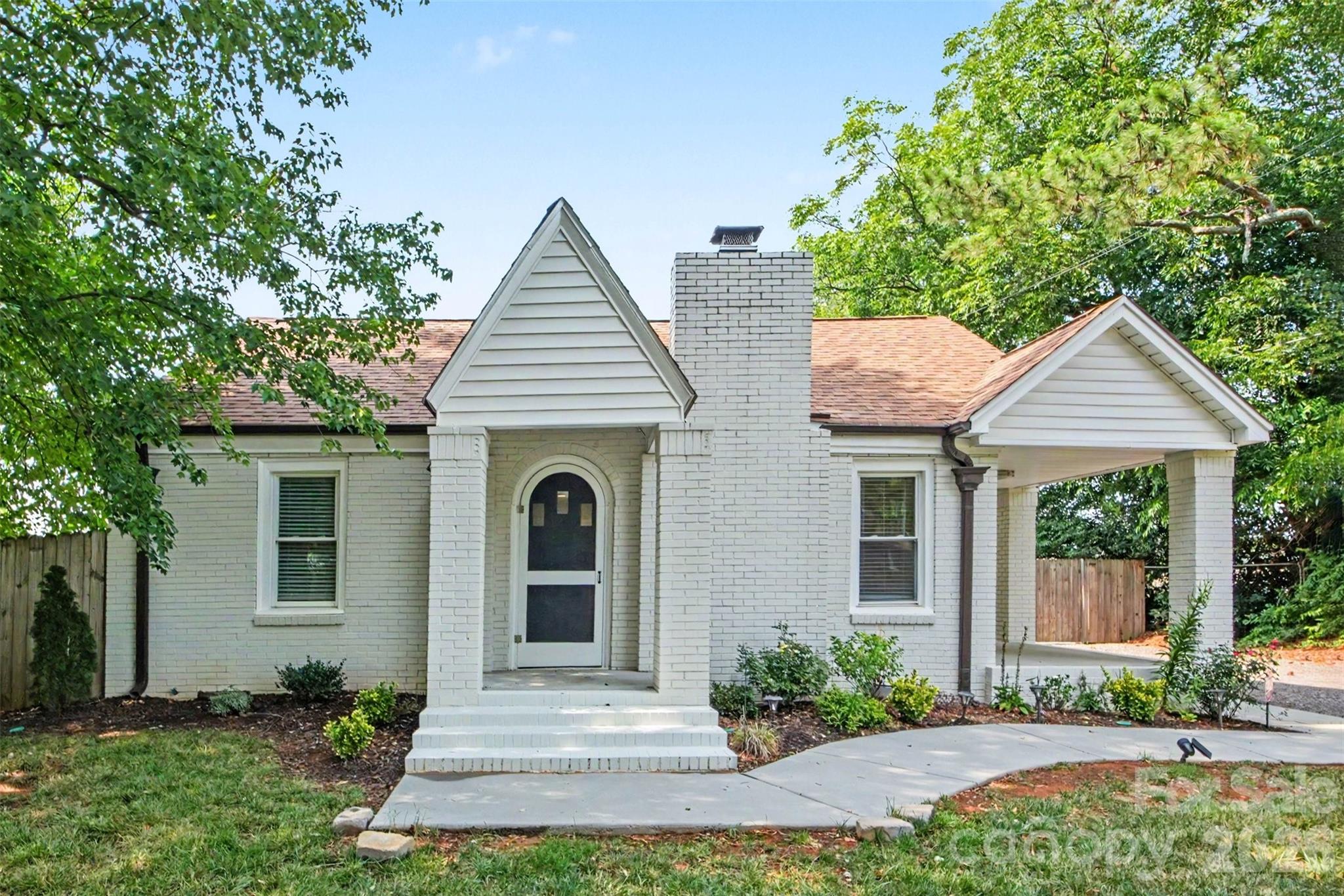 12 Mills Avenue NW — photo