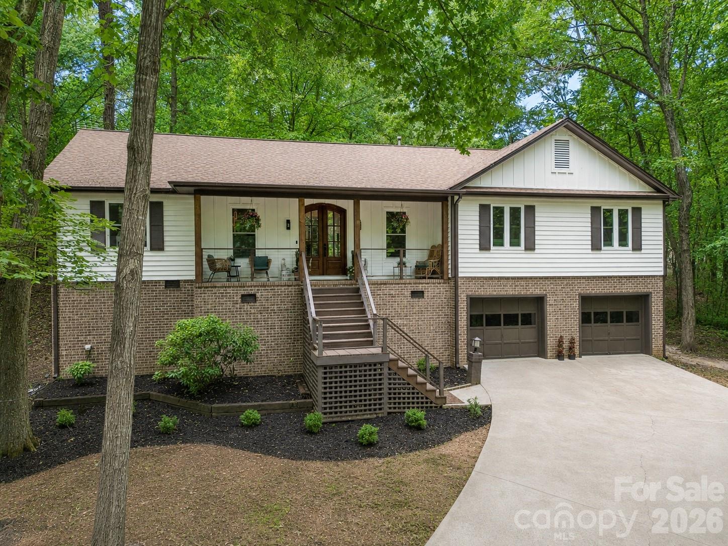 16 Tanglewood Road — photo