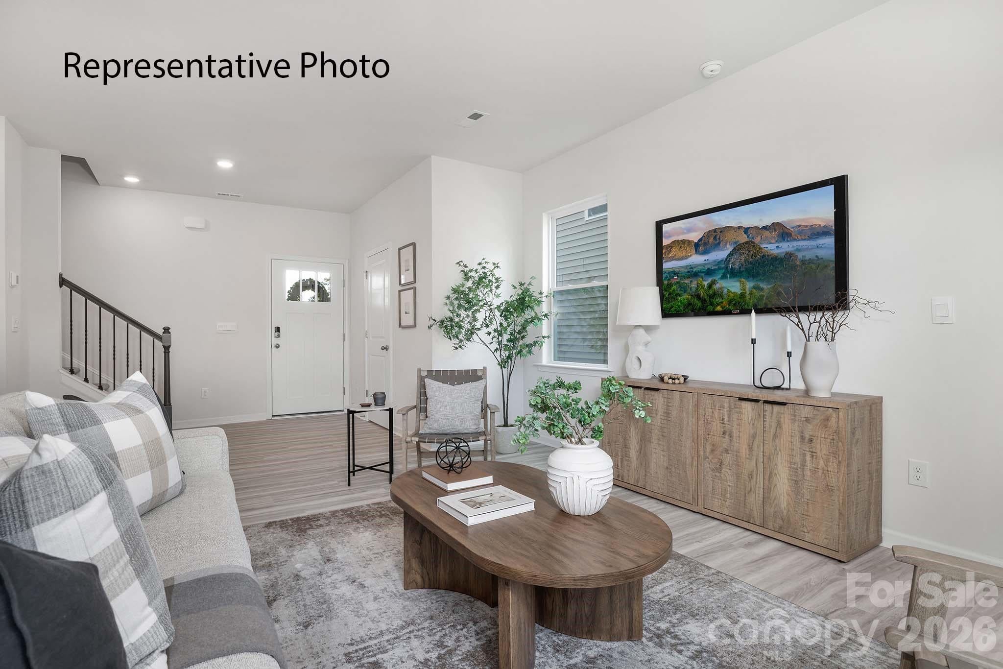 1336 Lily Drive — photo